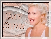 Gwen Stefani, Uśmiech