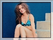 Mena Suvari, Schody