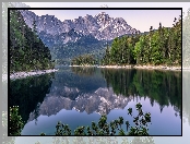 Góry, Bawaria, Szczyt Zugspitze, Niemcy, Alpy Bawarskie, Jezioro Eibsee, Drzewa, Odbicie