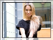 Veronika Fasterova, Blondynka, Czarny, Sweterek