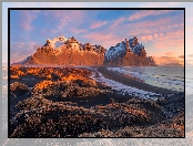 Chmury, Góry, Trawa, Islandia, Plaża Stokksnes, Góra Vestrahorn