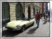 Zabytkowy Jaguar E-Type