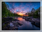 Rzeka Kiiminkijoki, Zachód słońca, Teren Koiteli, Chmury, Kiiminki, Finlandia, Las, Skały