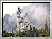 Zamek Neuschwanstein, Góry, Chmury