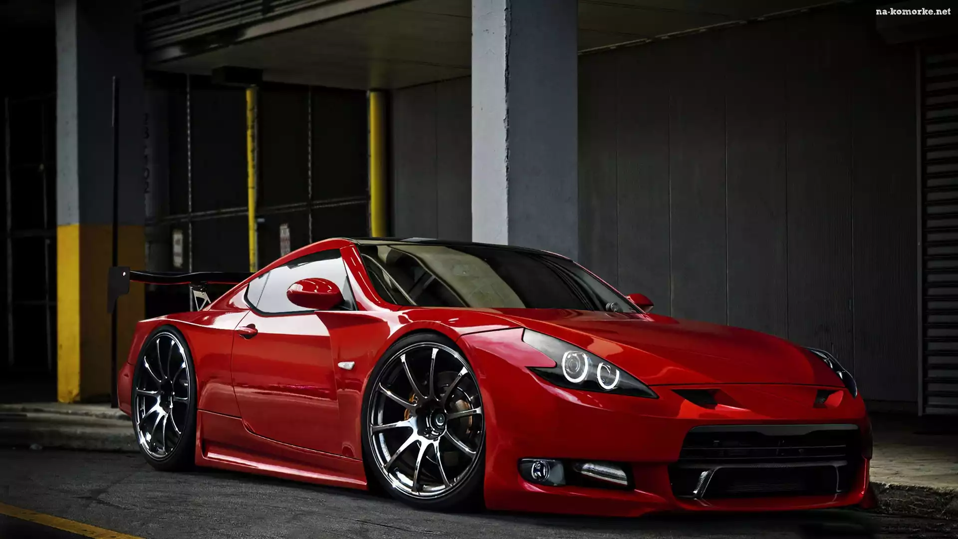 Nissan 370Z, Czerwony