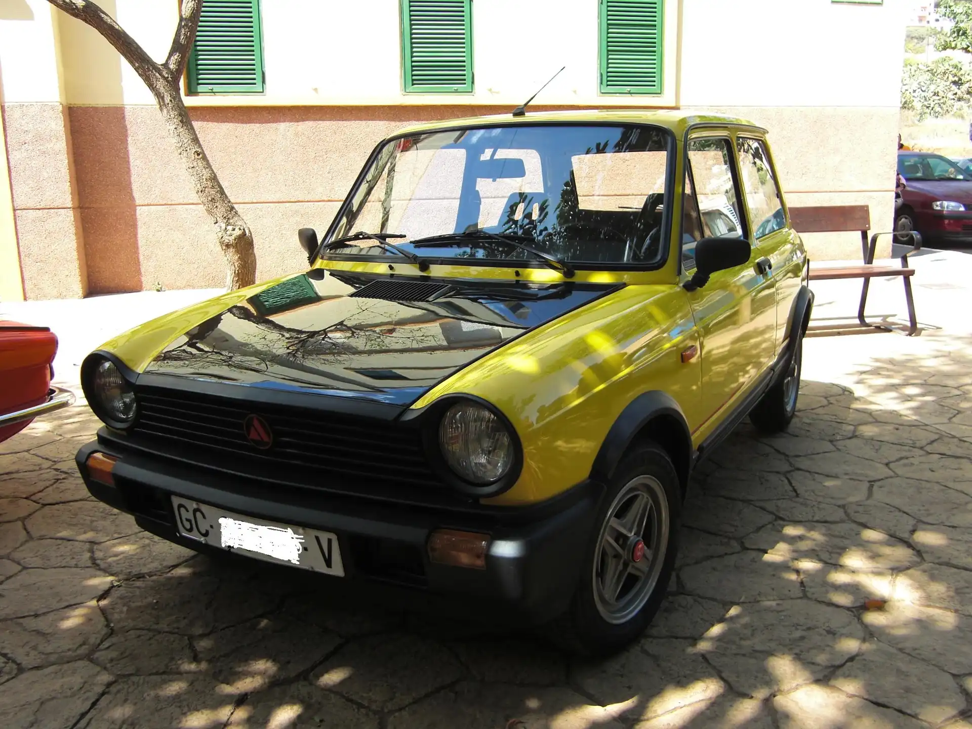 Żółty , Maska, Autobianchi A112, Czarna