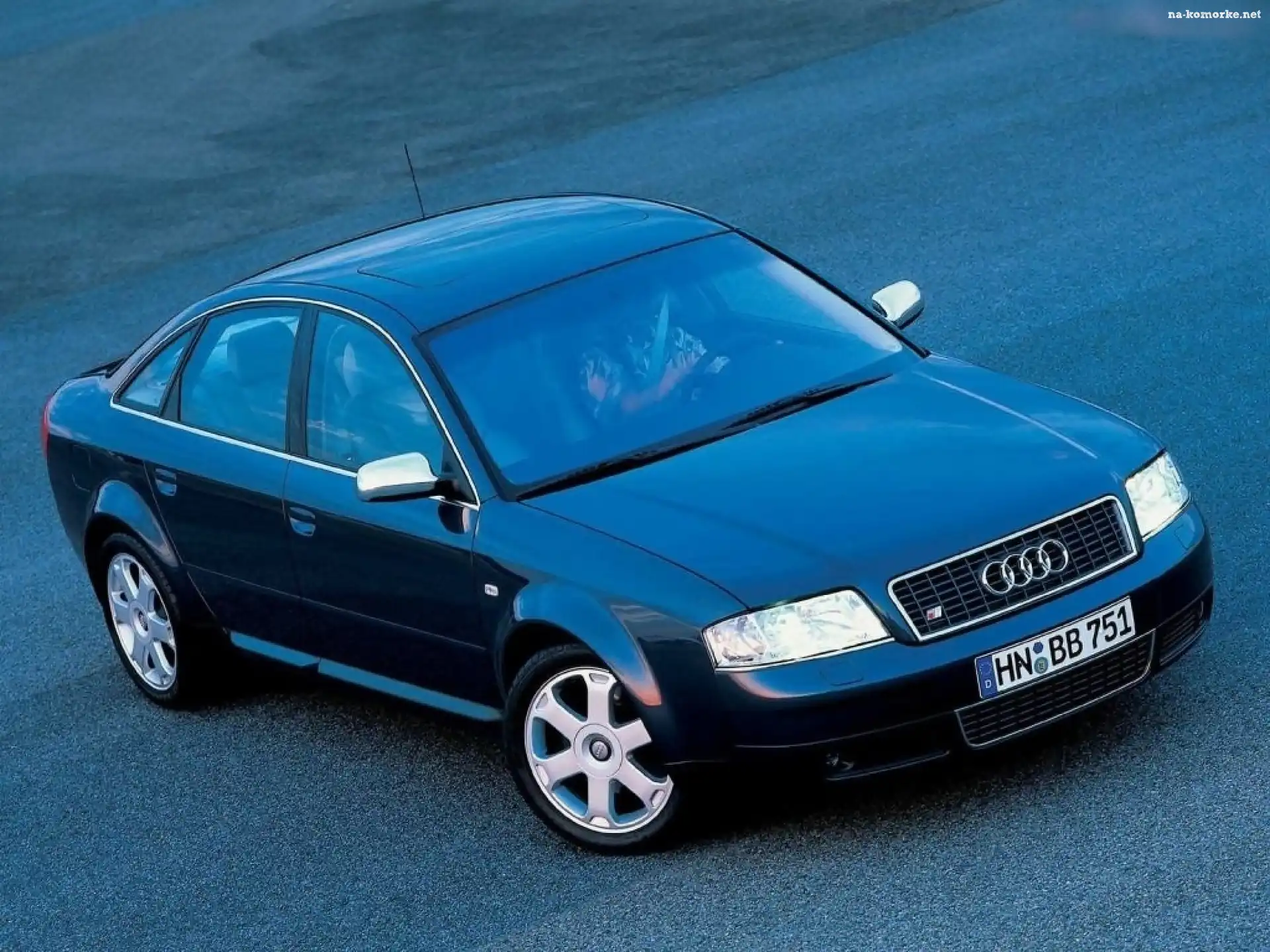 Audi A6, Sedan