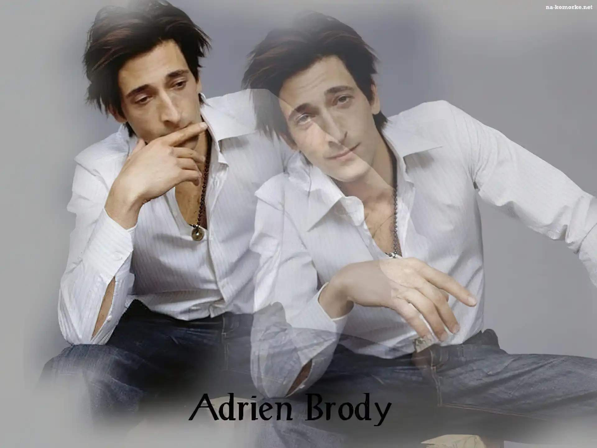 Adrien Brody, Naszyjnik, Biała, Koszula