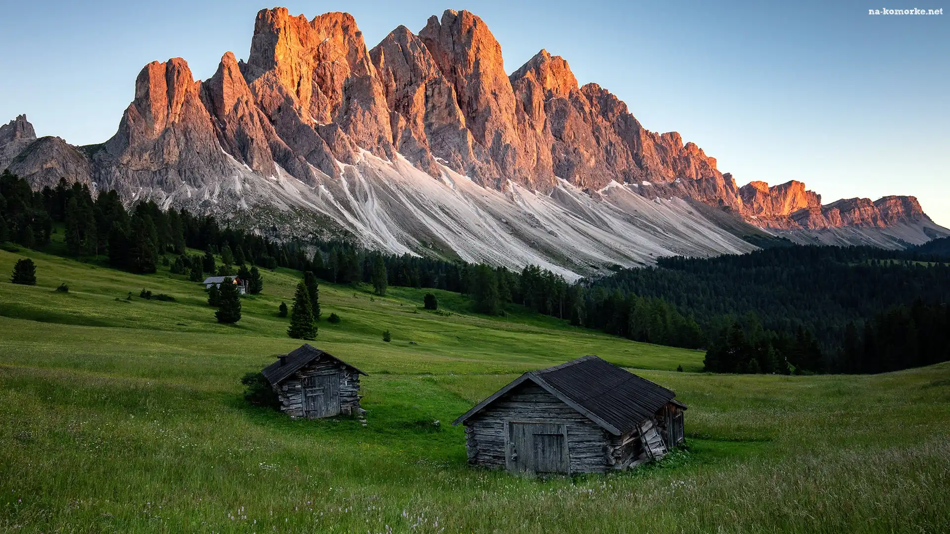Włochy, Łąka, Domy, Góry, Dolomity, Dolina, Val Gardena
