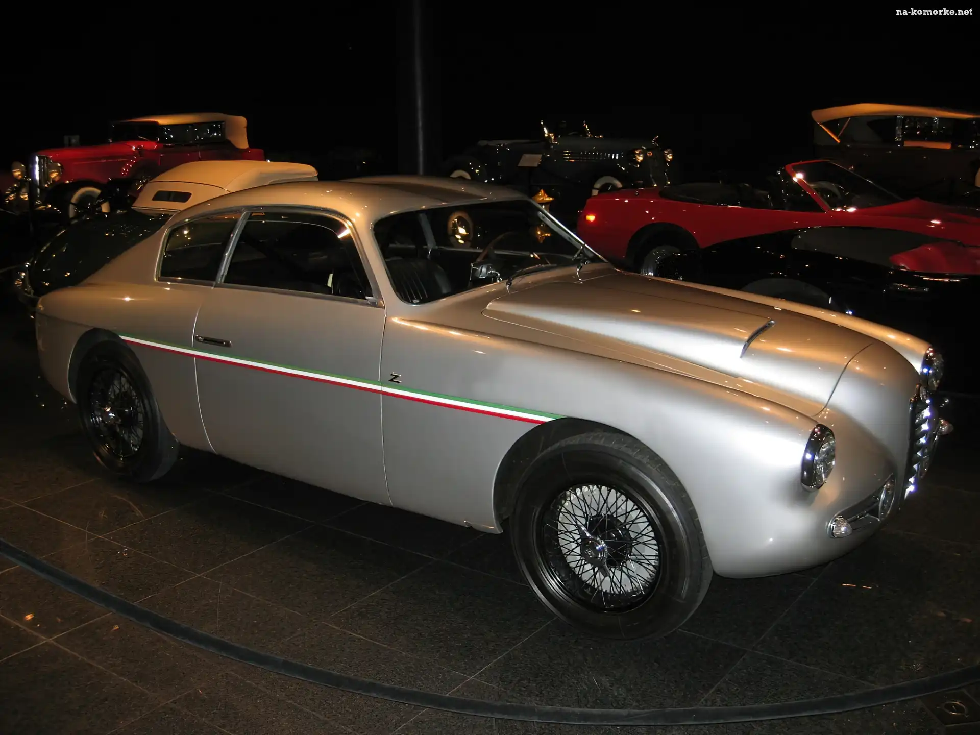 Alfa Romeo, koło , maska