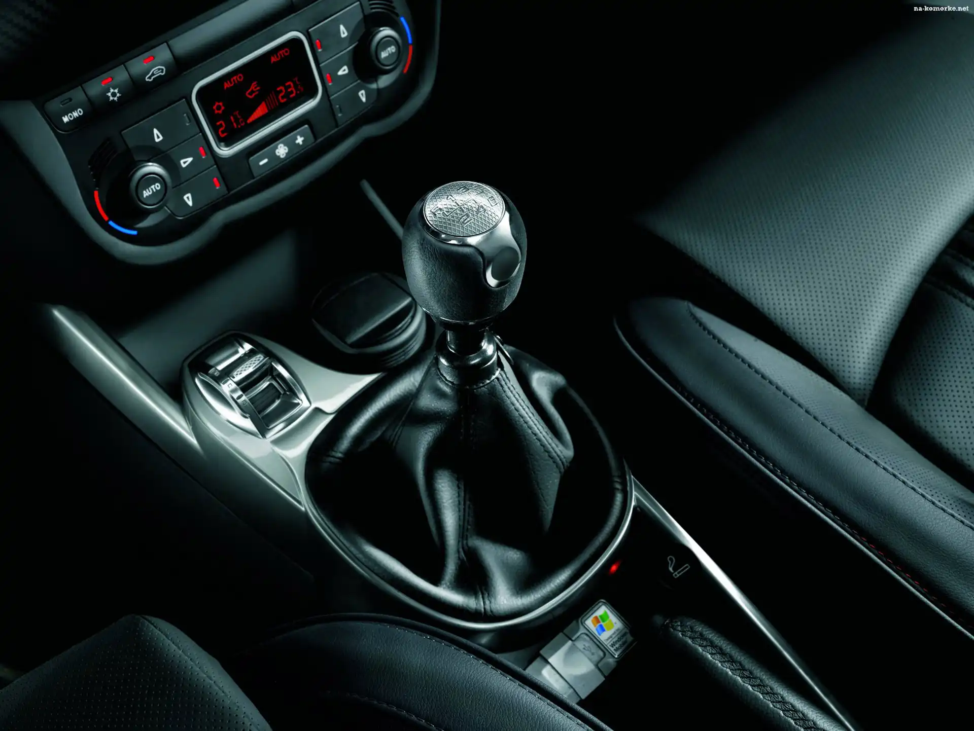 Alfa Romeo MiTo, Klimatyzacja, Lewarek, Panel