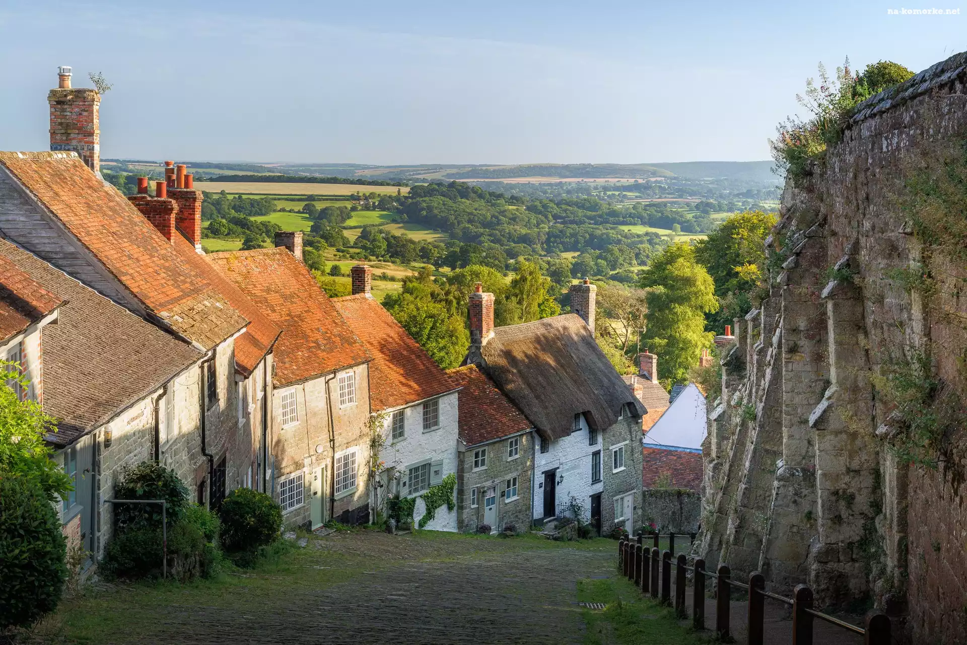 Mur, Ulica, Zachód Słońca, Gold Hill, Złote Wzgórze, Shaftesbury, Anglia, Domy, Drzewa
