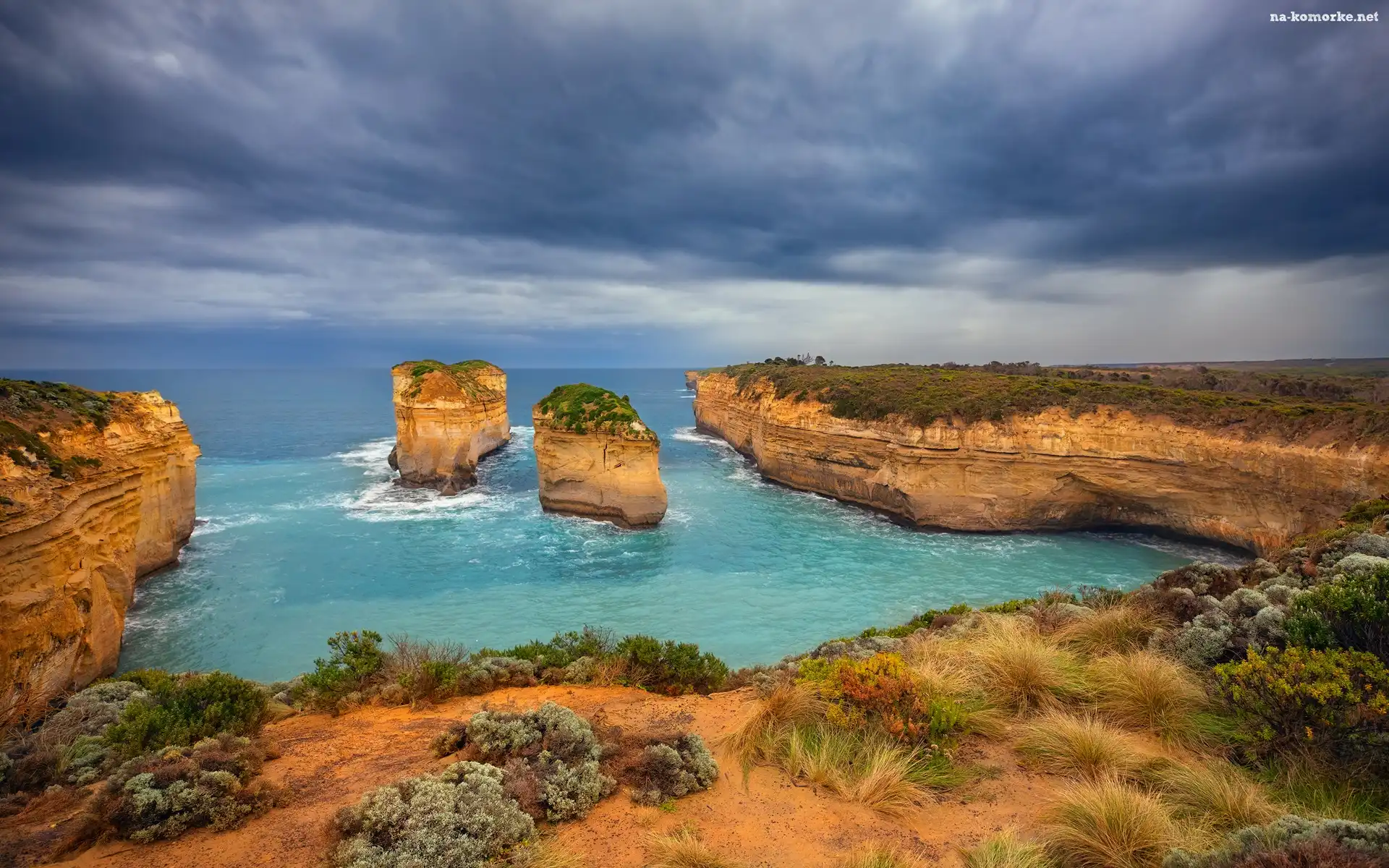 Park Narodowy Port Campbell, Chmury, Dwunastu Apostołów, Wybrzeże, Klif, Kolumny wapienne, Morze, Skały, Cieśnina Bassa, Australia