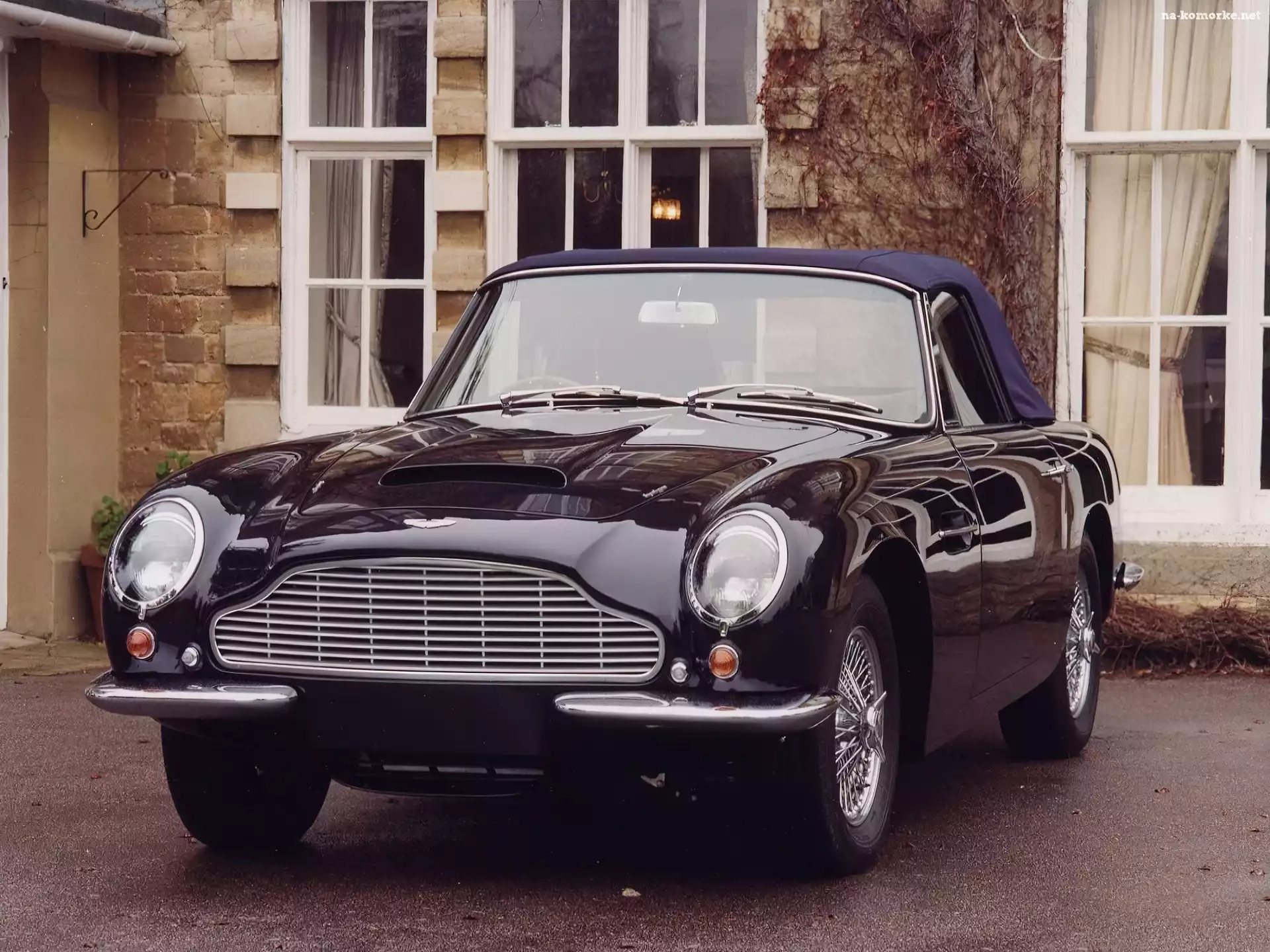 Aston Martin DB6, Dach, Volante, Składany