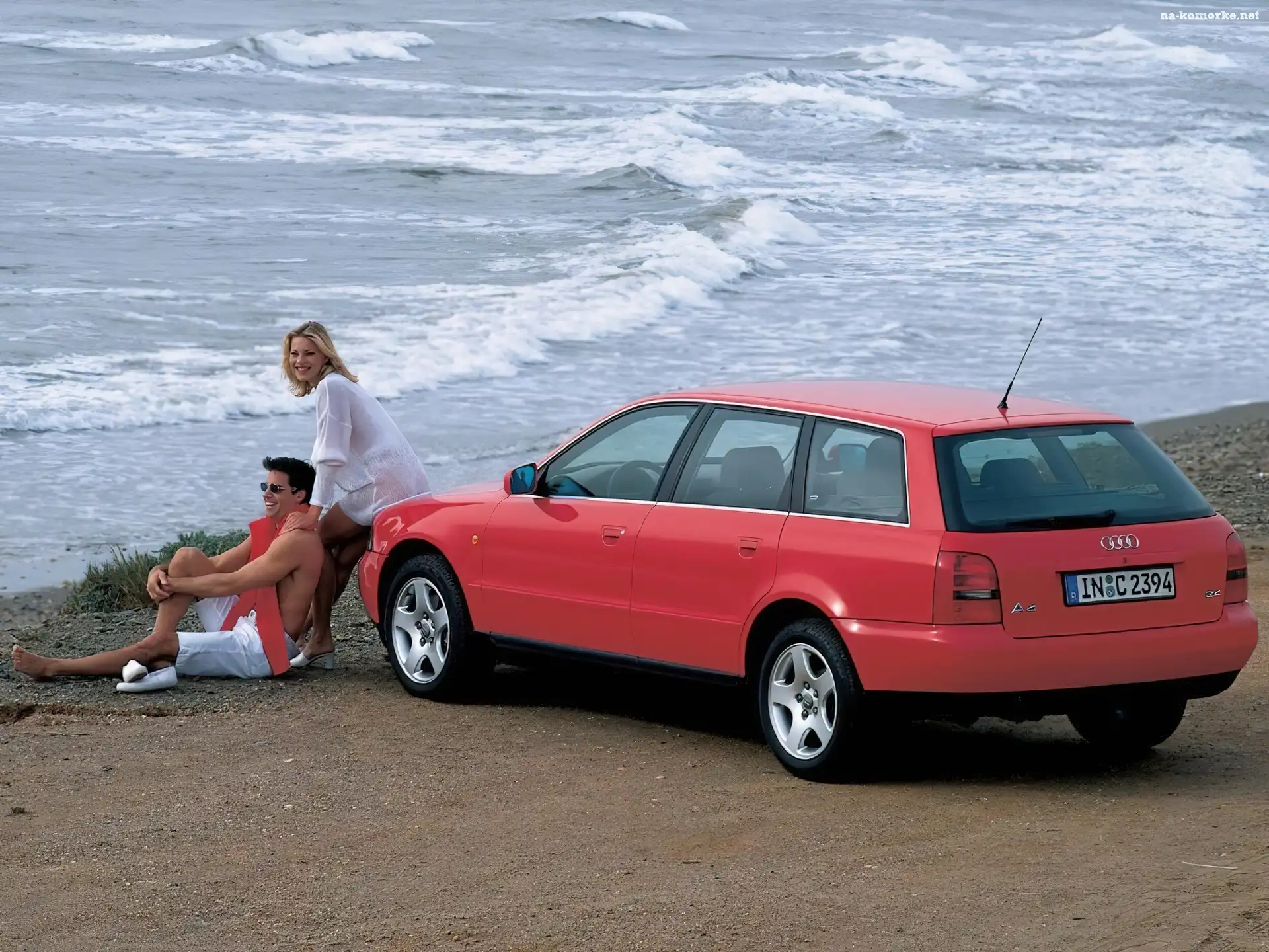 Audi A4, Morze, Avant