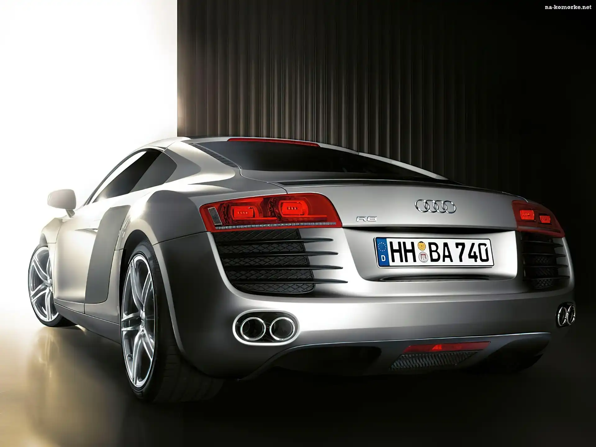 Audi R8, Końcówki, Wydechu