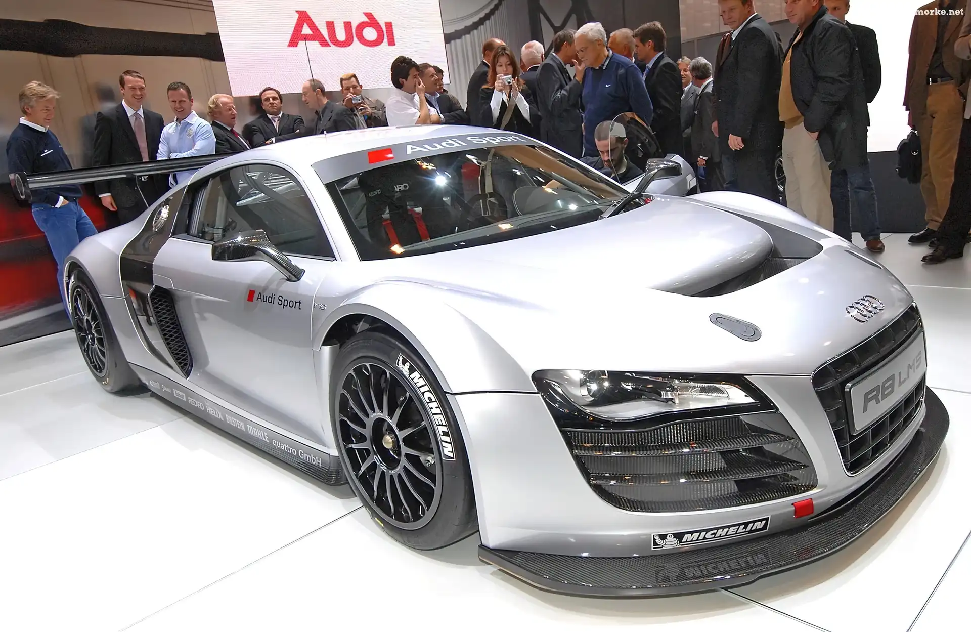 Audi R8, LMS, Sport