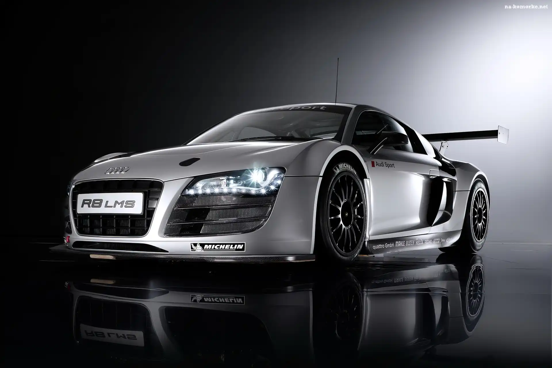 Audi R8, Michelin, Opony