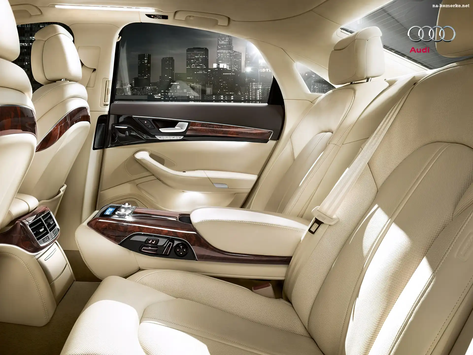 Audi A8 D4, Tylne, Siedzenia