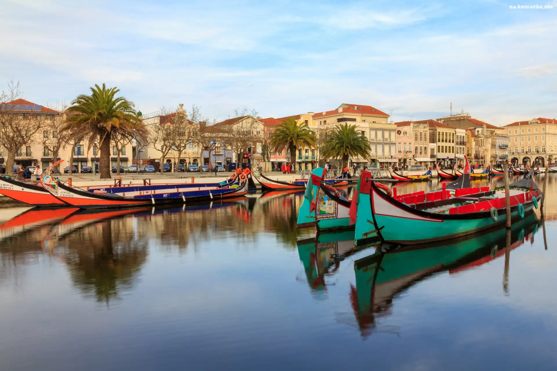 Kanał wodny, Łódki, Aveiro, Domy, Portugalia