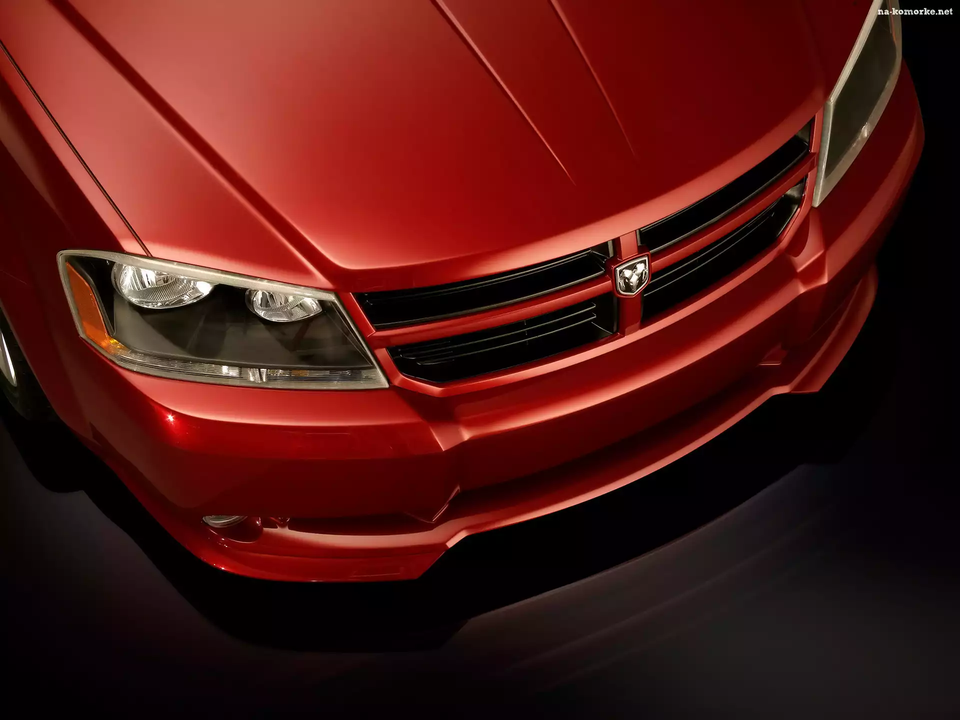 Dodge Avenger, Maska