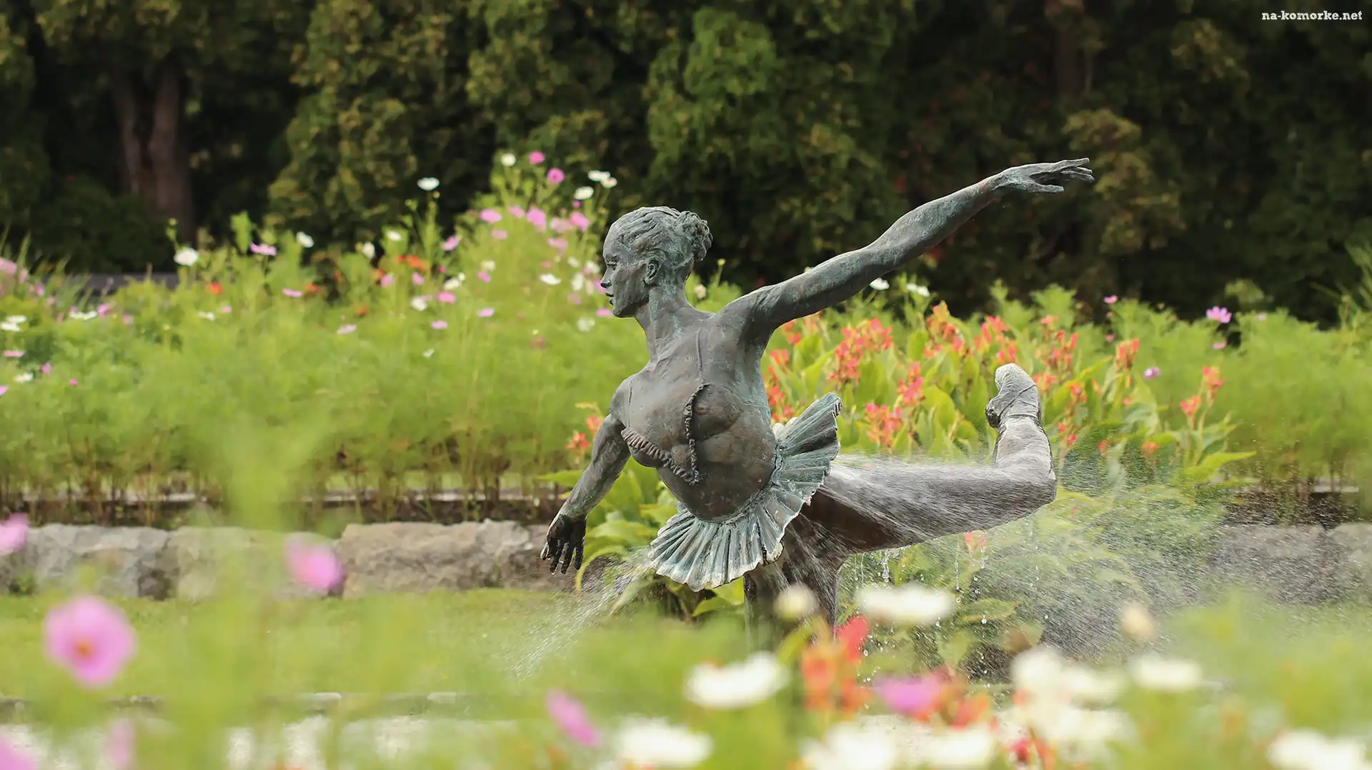 Tańcząca baletnica, Polska, Poznań, Ogród Botaniczny, Fontanna