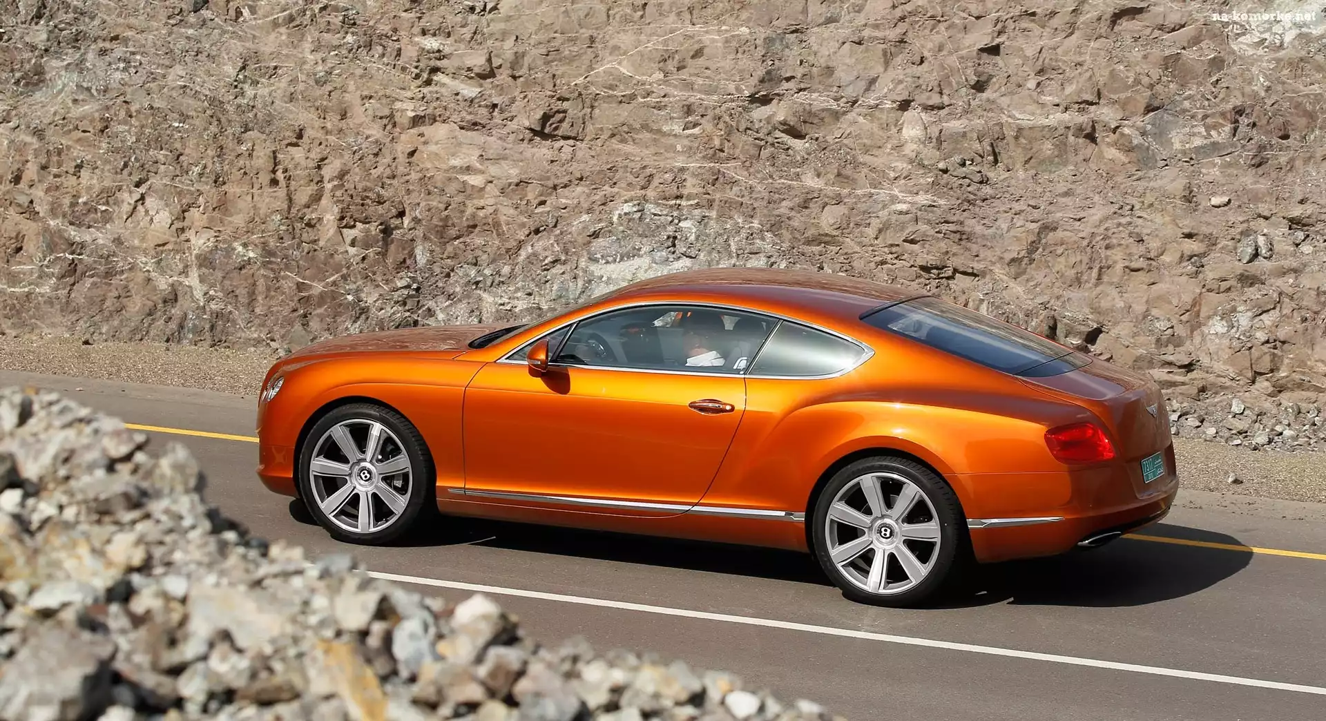 Bentley Continental, Alufelgi, Skały