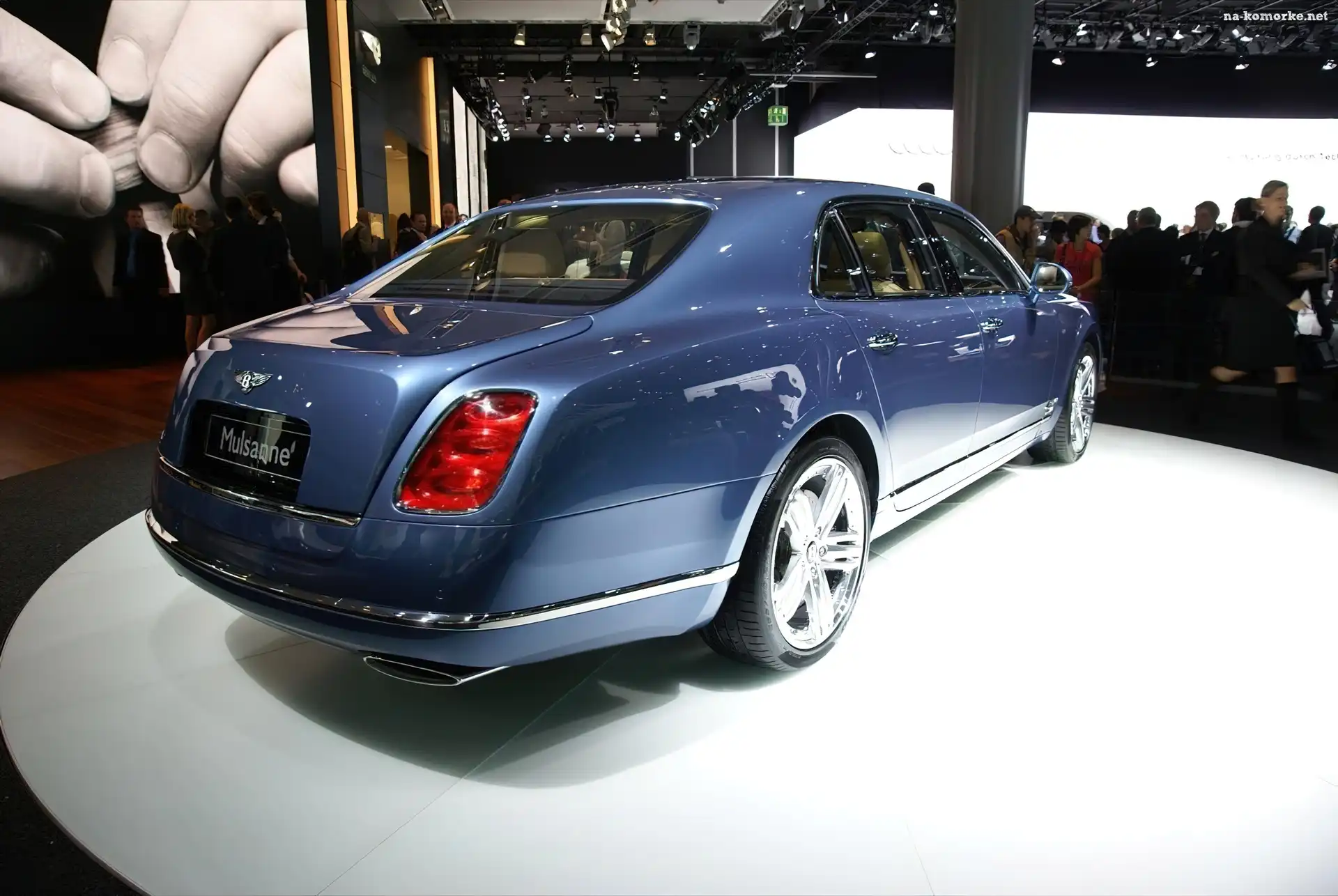 Bentley Mulsanne, Tył, Prezentacja, Lampa
