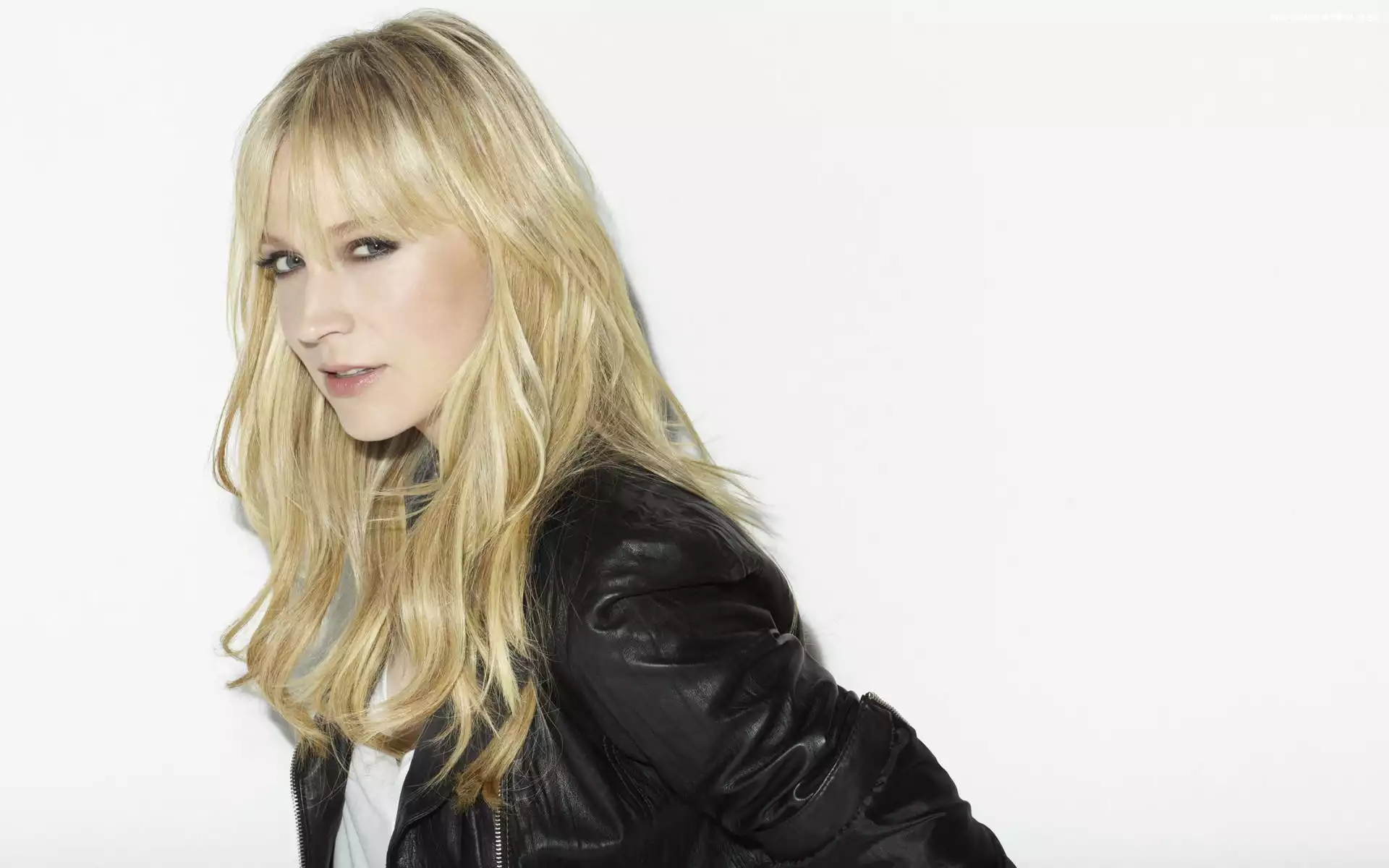 Beth Riesgraf, Skóra, Kurtka, Czarna