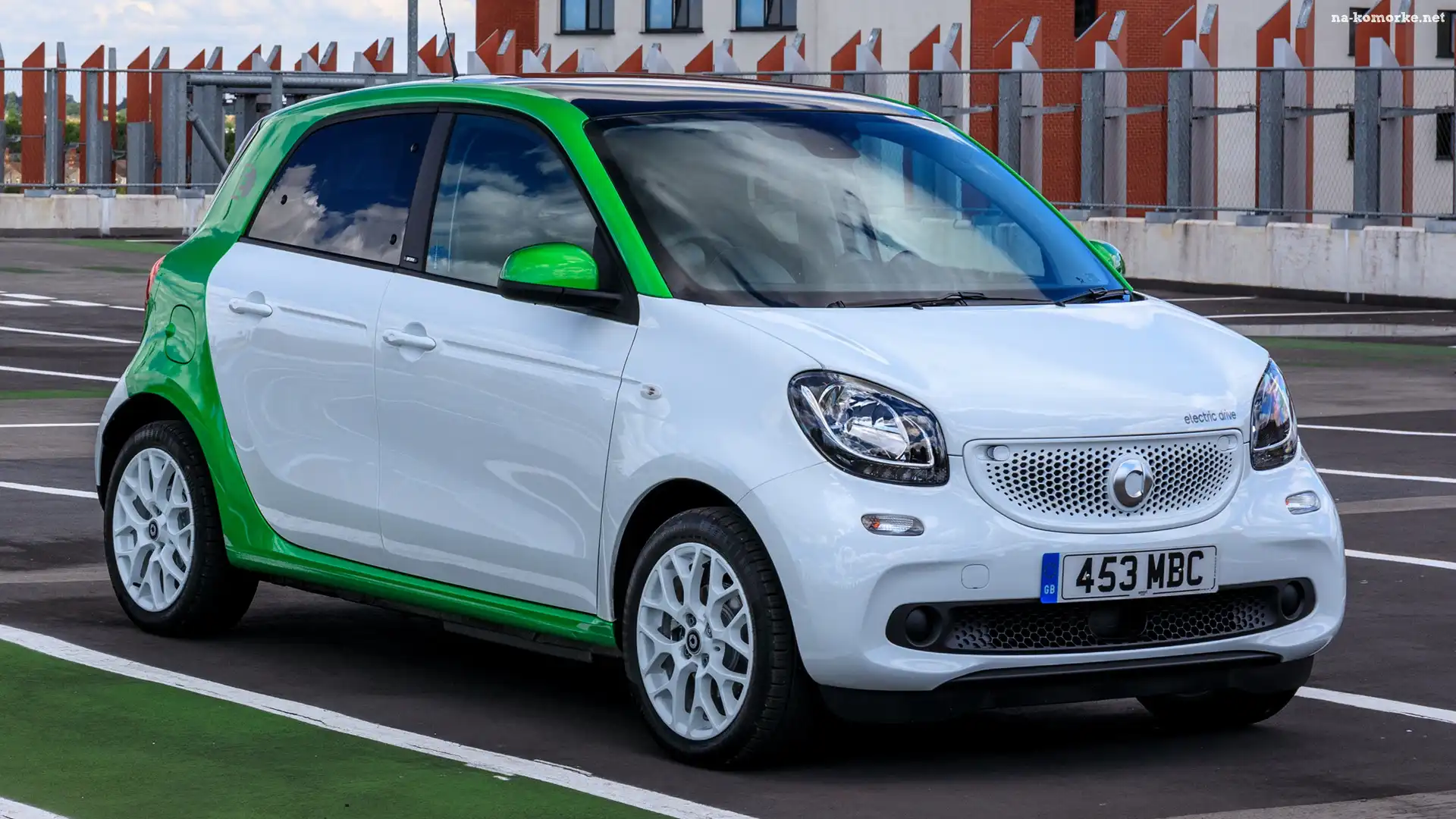 Biało-zielony, Smart Forfour