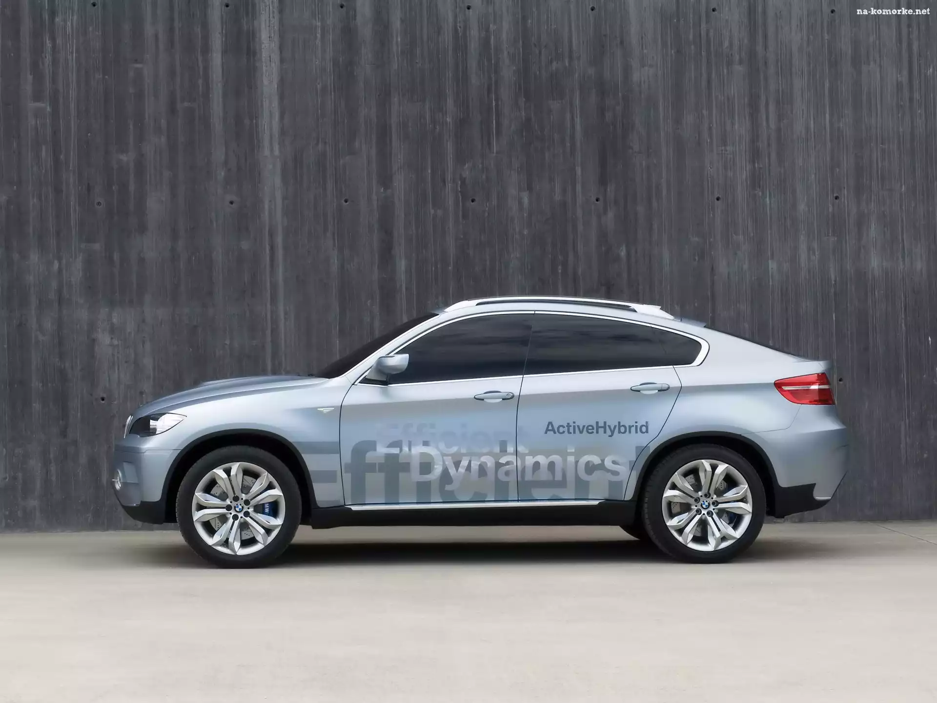 BMW X6, Dynamics, Efficient