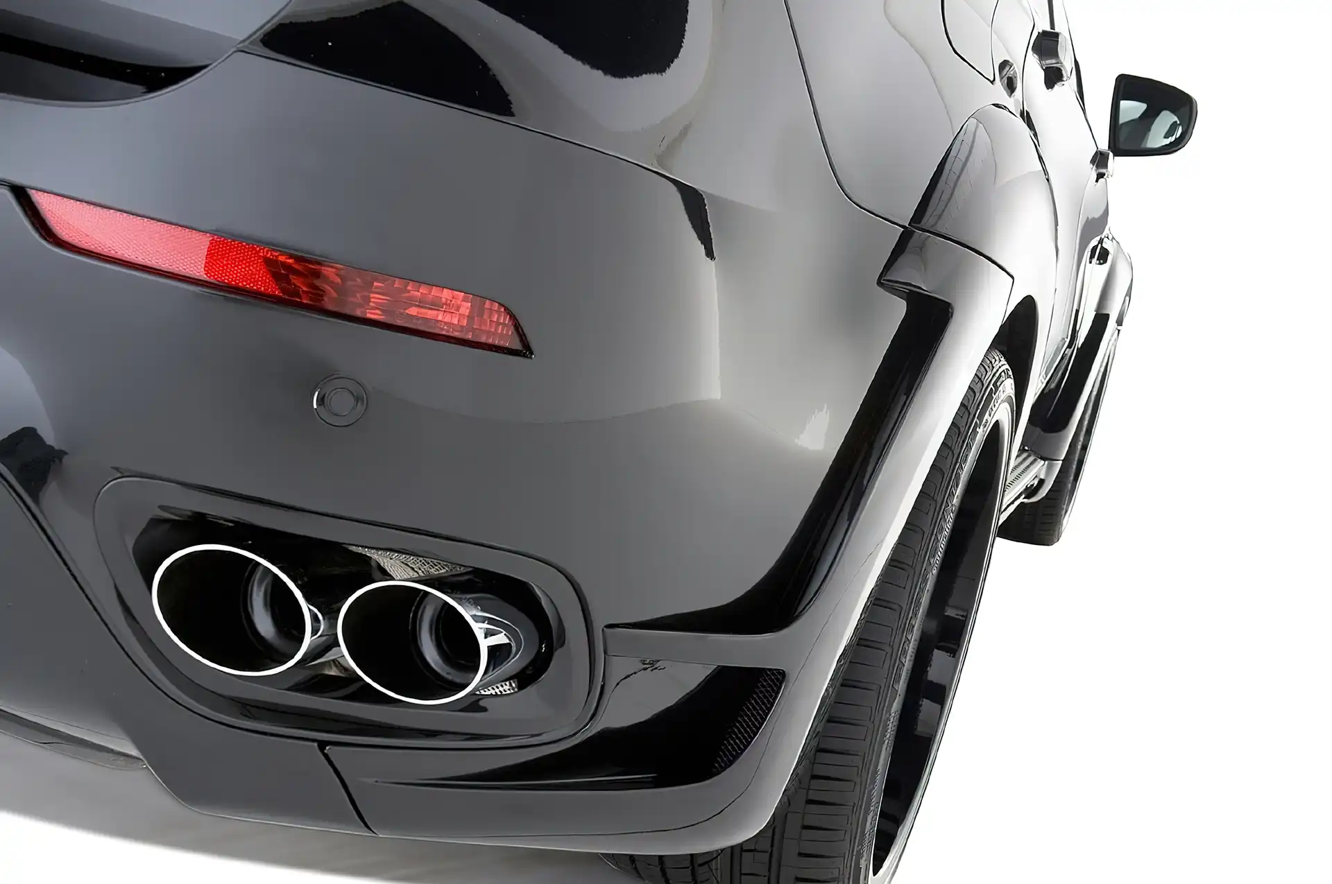 BMW, Wydechu, X6, Końcówka
