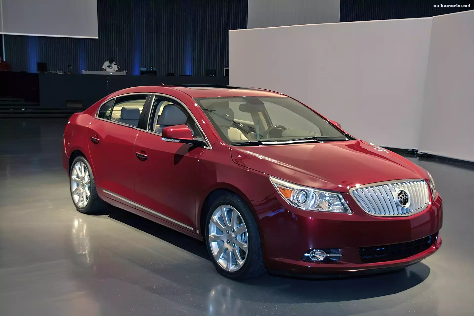 Bordowy, Buick LaCrosse, Salon