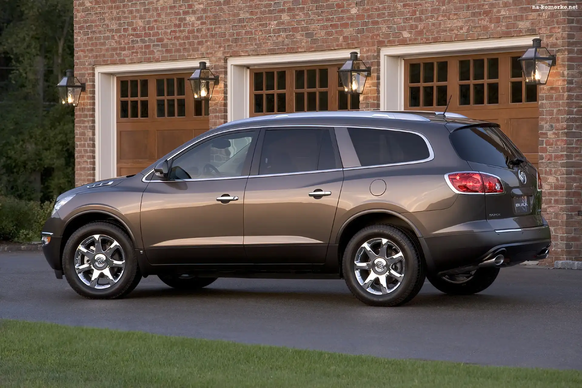 Buick Enclave, Szyby, Przyciemnione