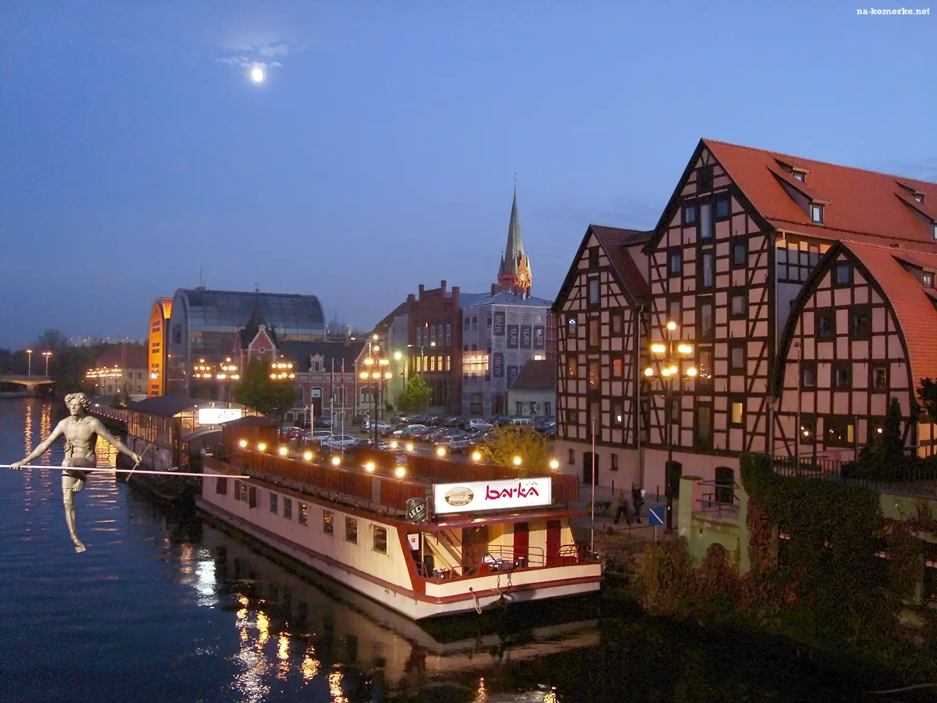 Bydgoszcz, Brdą, Spichrze, Nad