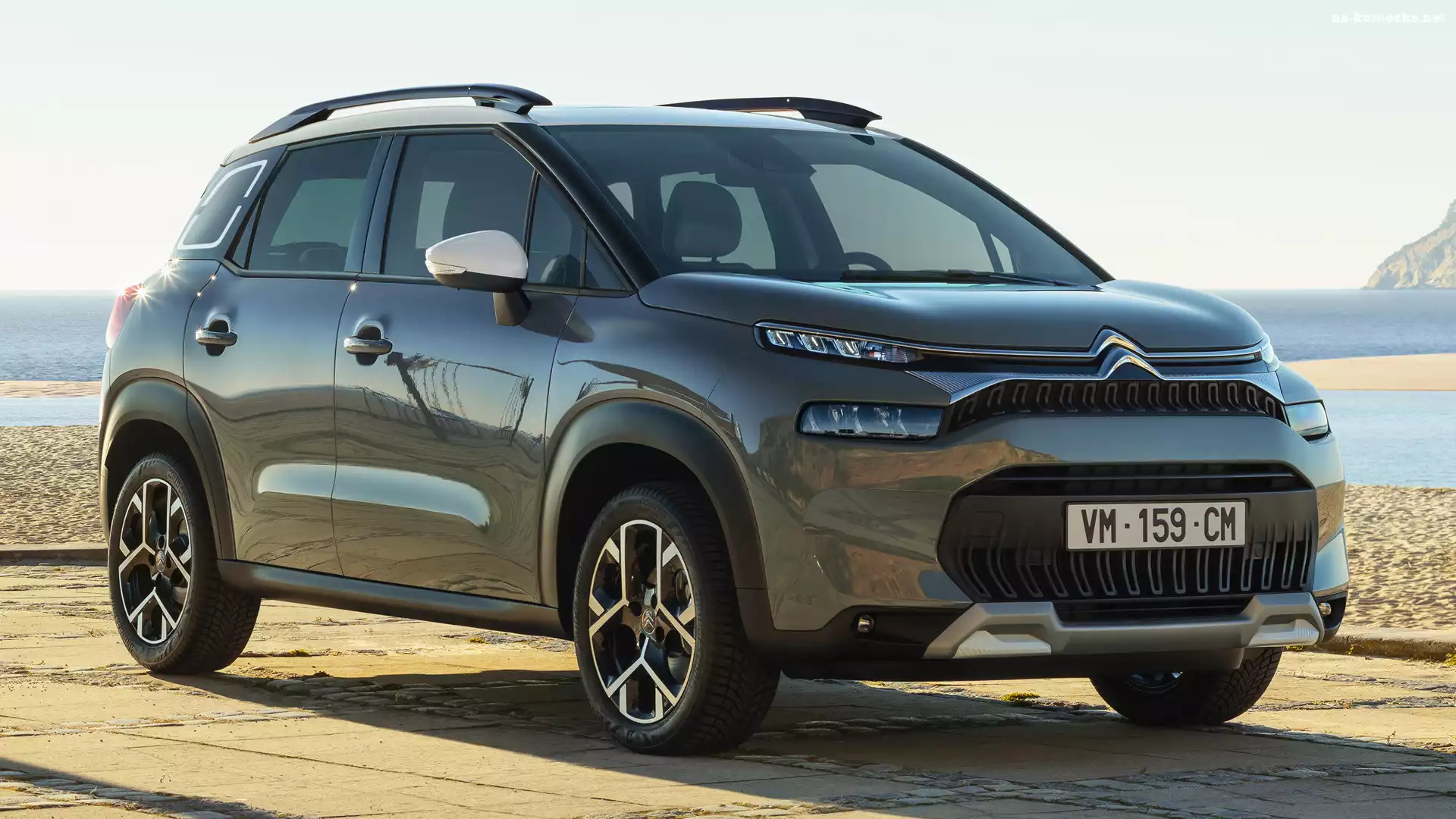 Citroen C3 Aircross, Przód, Bok