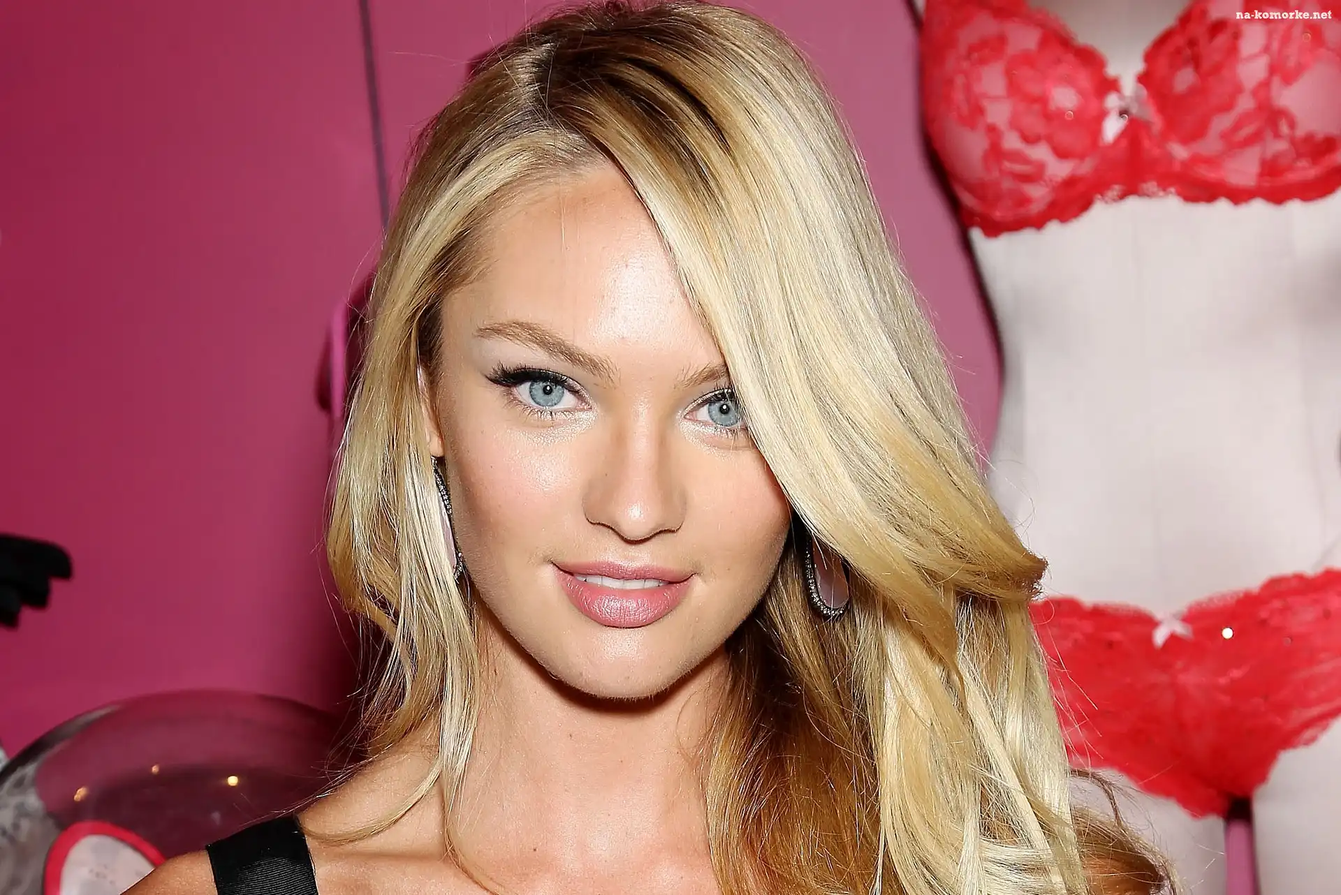Candice Swanepoel, Uśmiech, Błękitne, Oczy