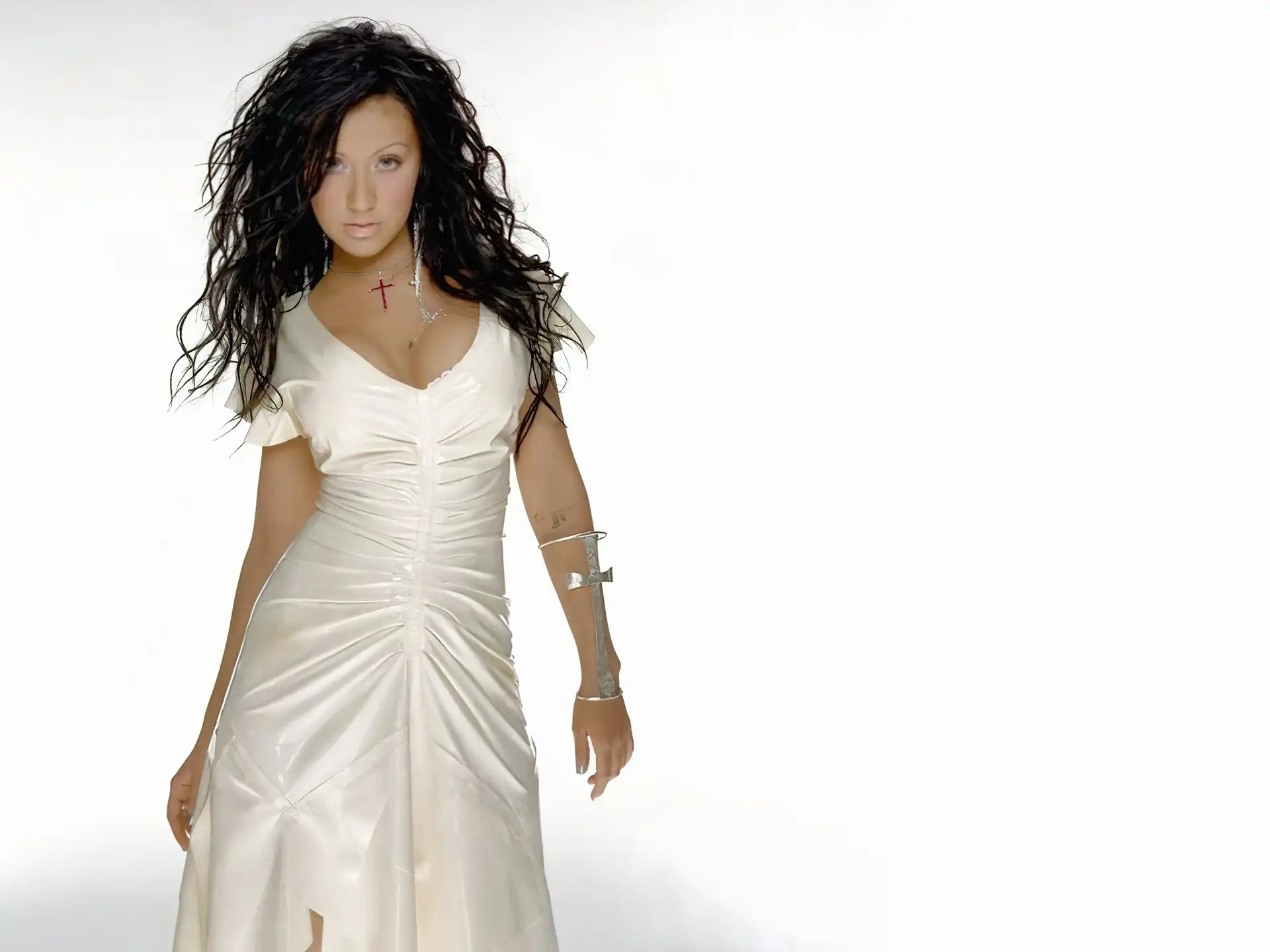 Christina Aguilera, Panna młoda, biała, suknia