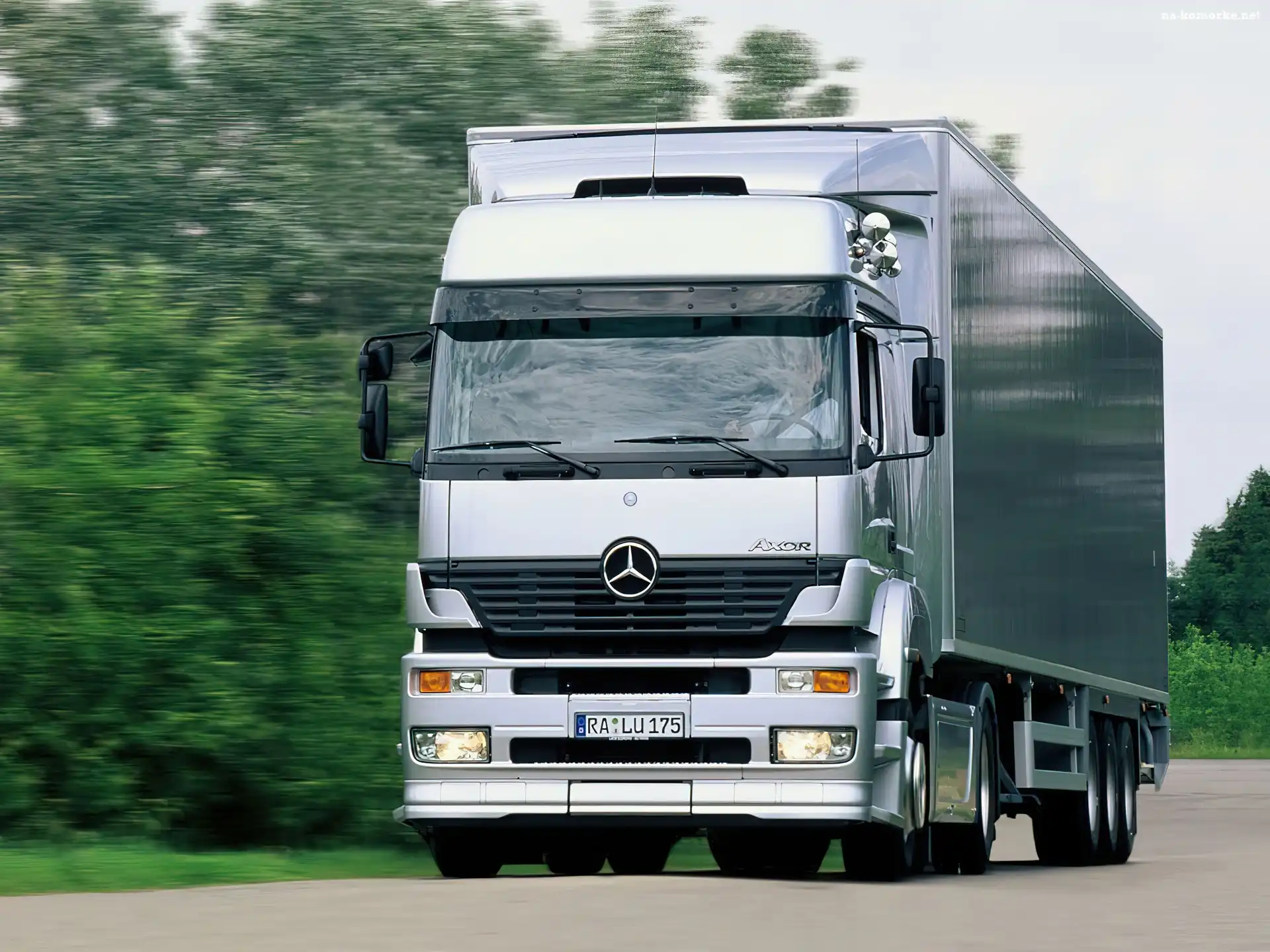 CiÄ…gnik Mercedes