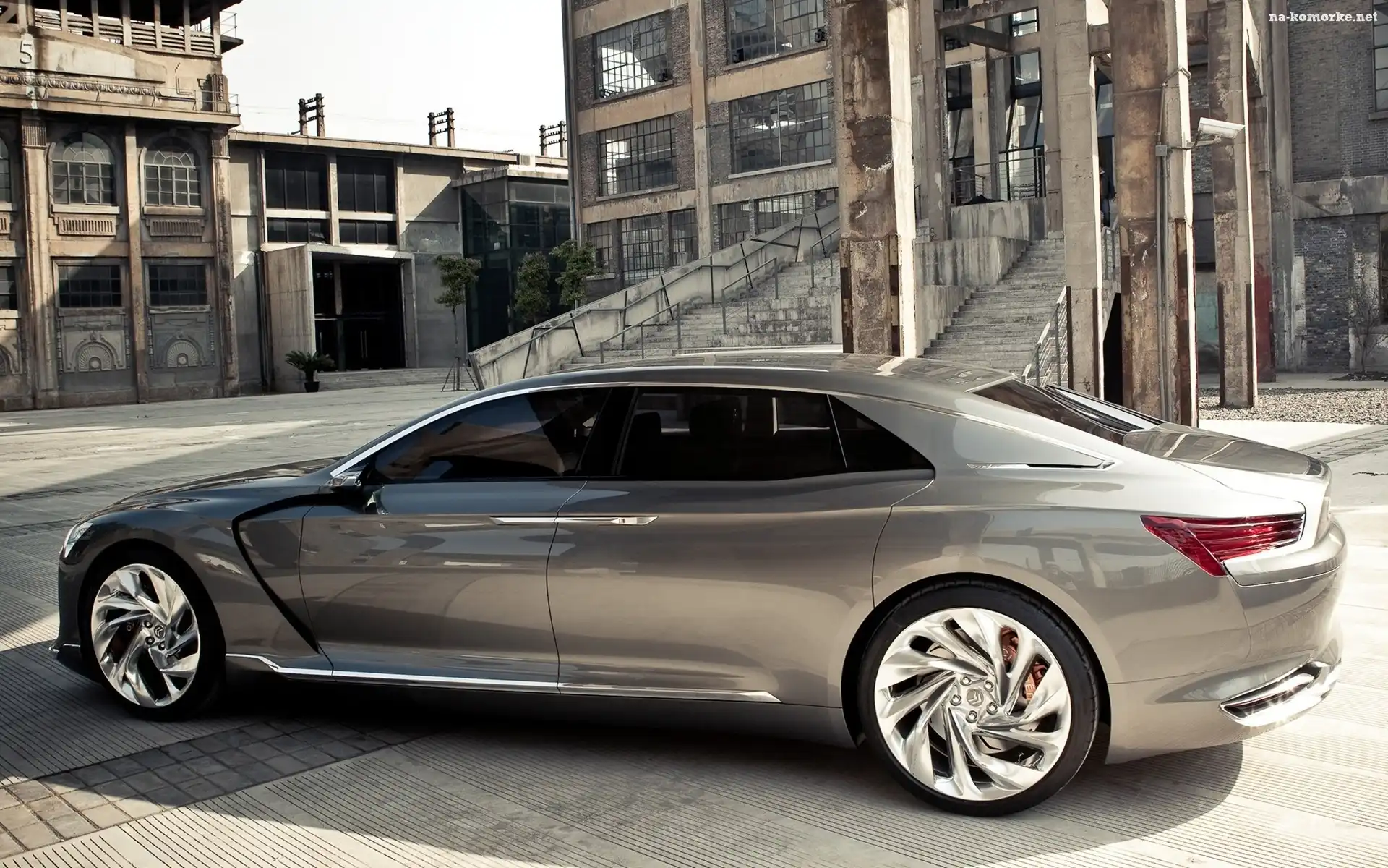 Citroen, Budynki, DS9, Opuszczone