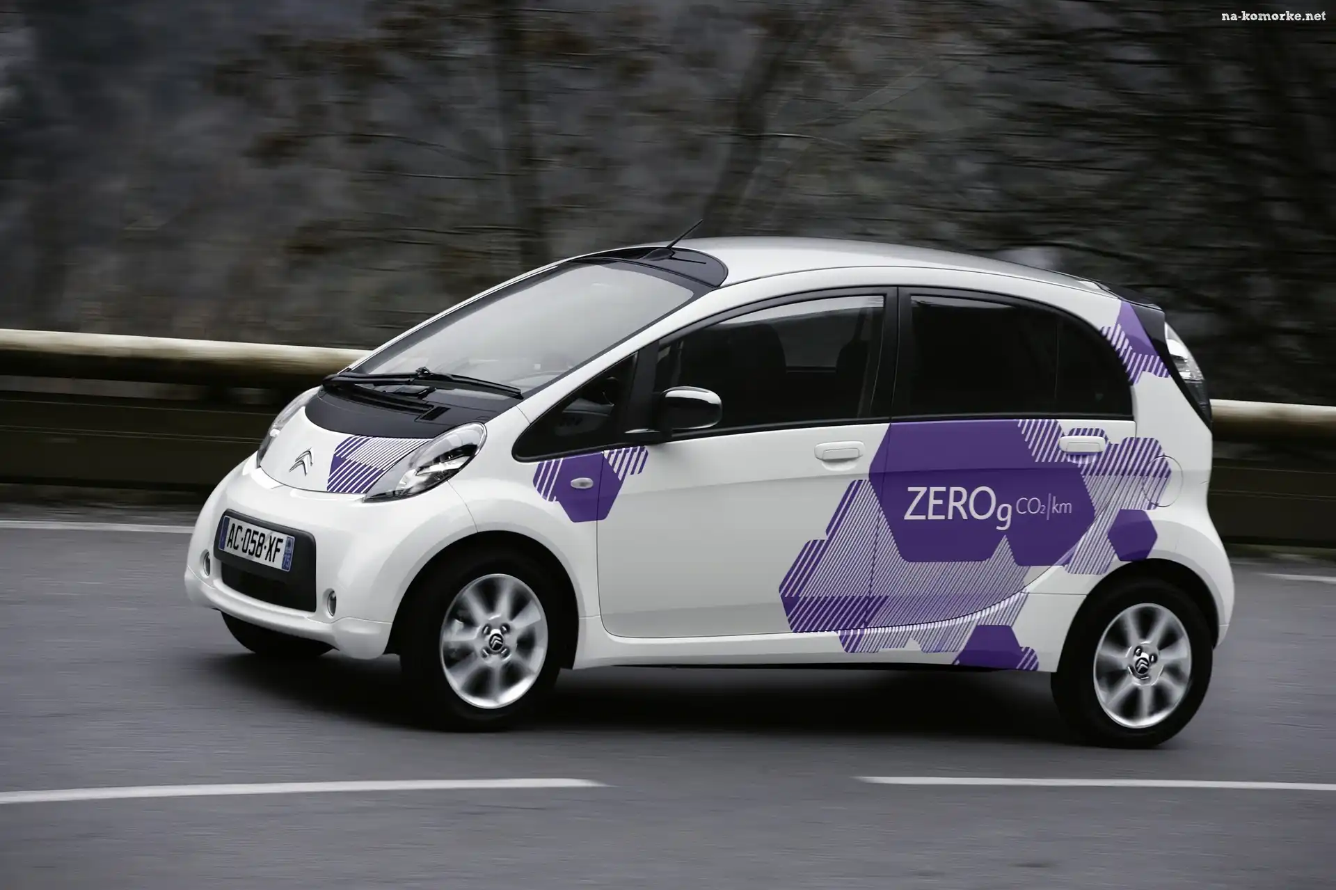 Citroen C-Zero, Droga