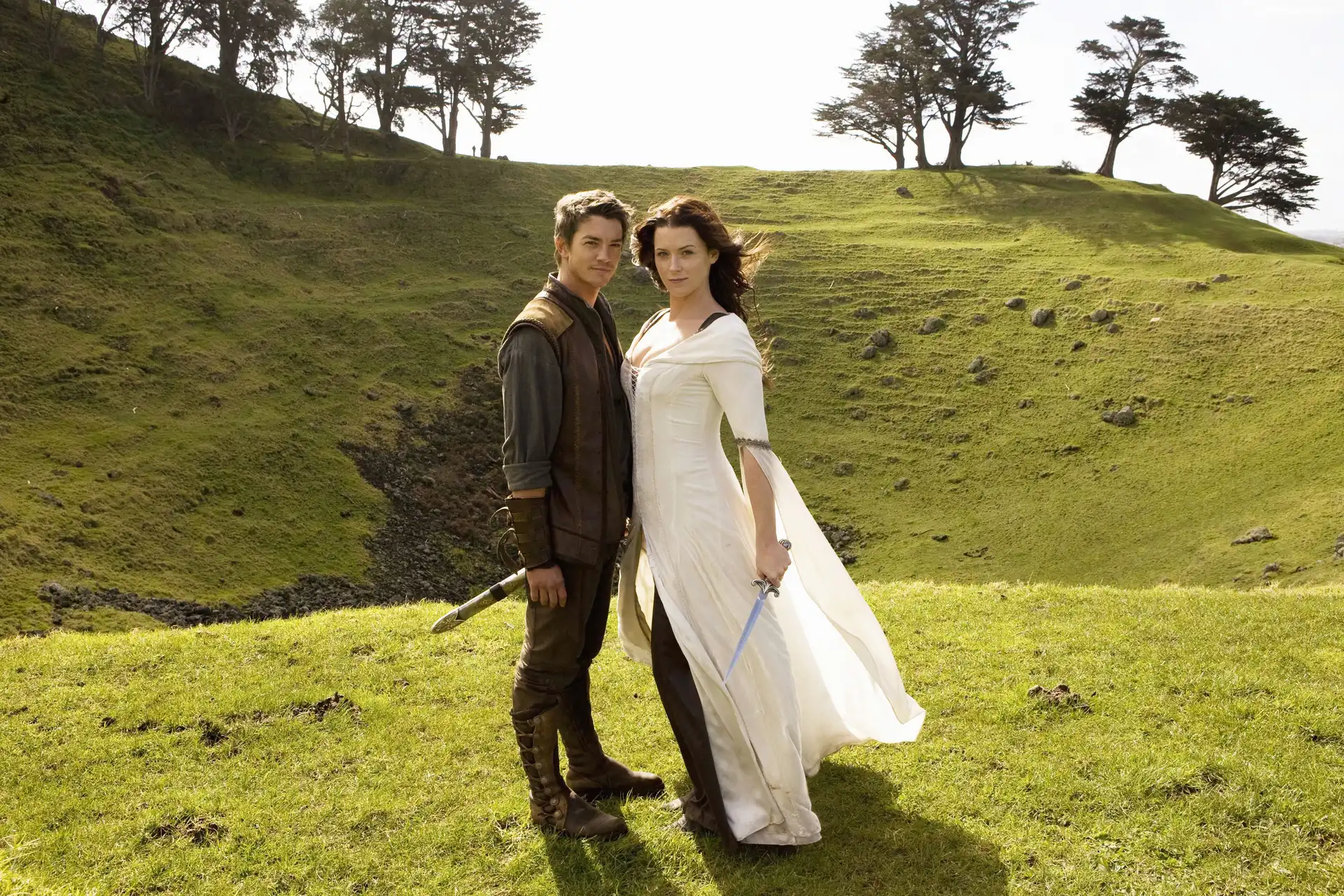 Craig Horner, Bridget Regan