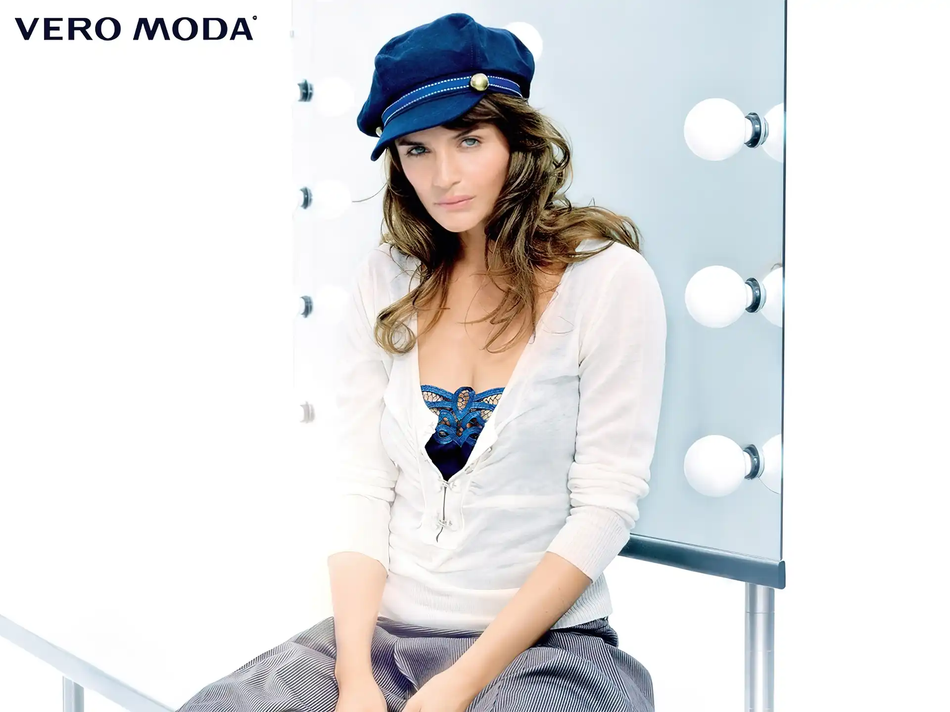 czapka, Vero Moda, kobieta, bluzka, kaszkiet