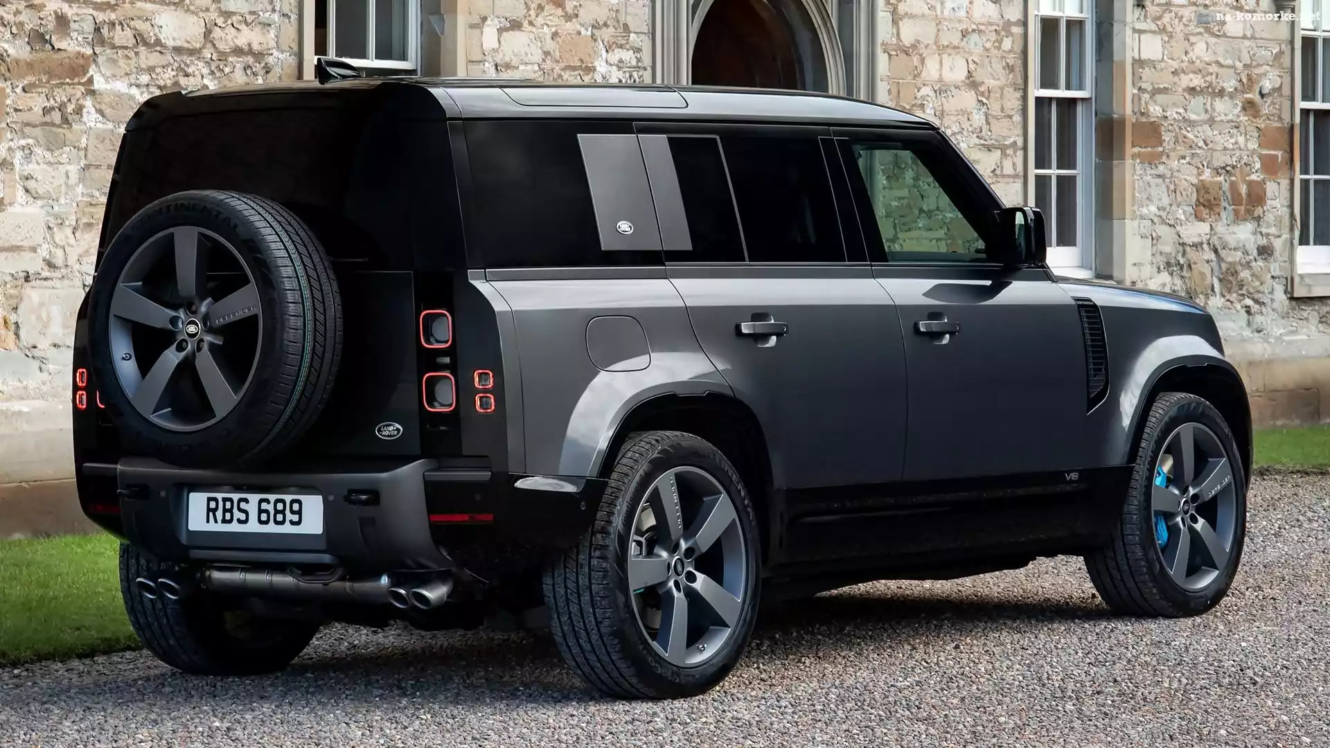 Czarny, Land Rover Defender 110, Tył