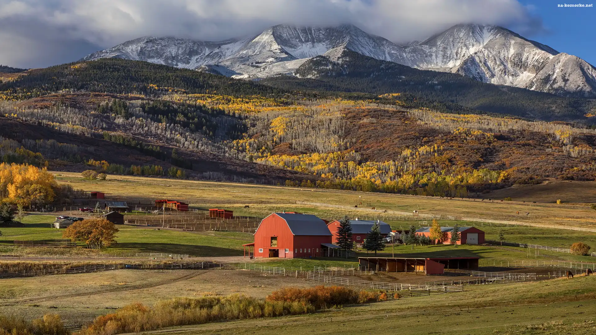 Gospodarstwo, Stodoły, Stany Zjednoczone, Czerwone, Kolorado, Basalt, Farma, Góry Skaliste, Góra Mount Sopris, Jesień