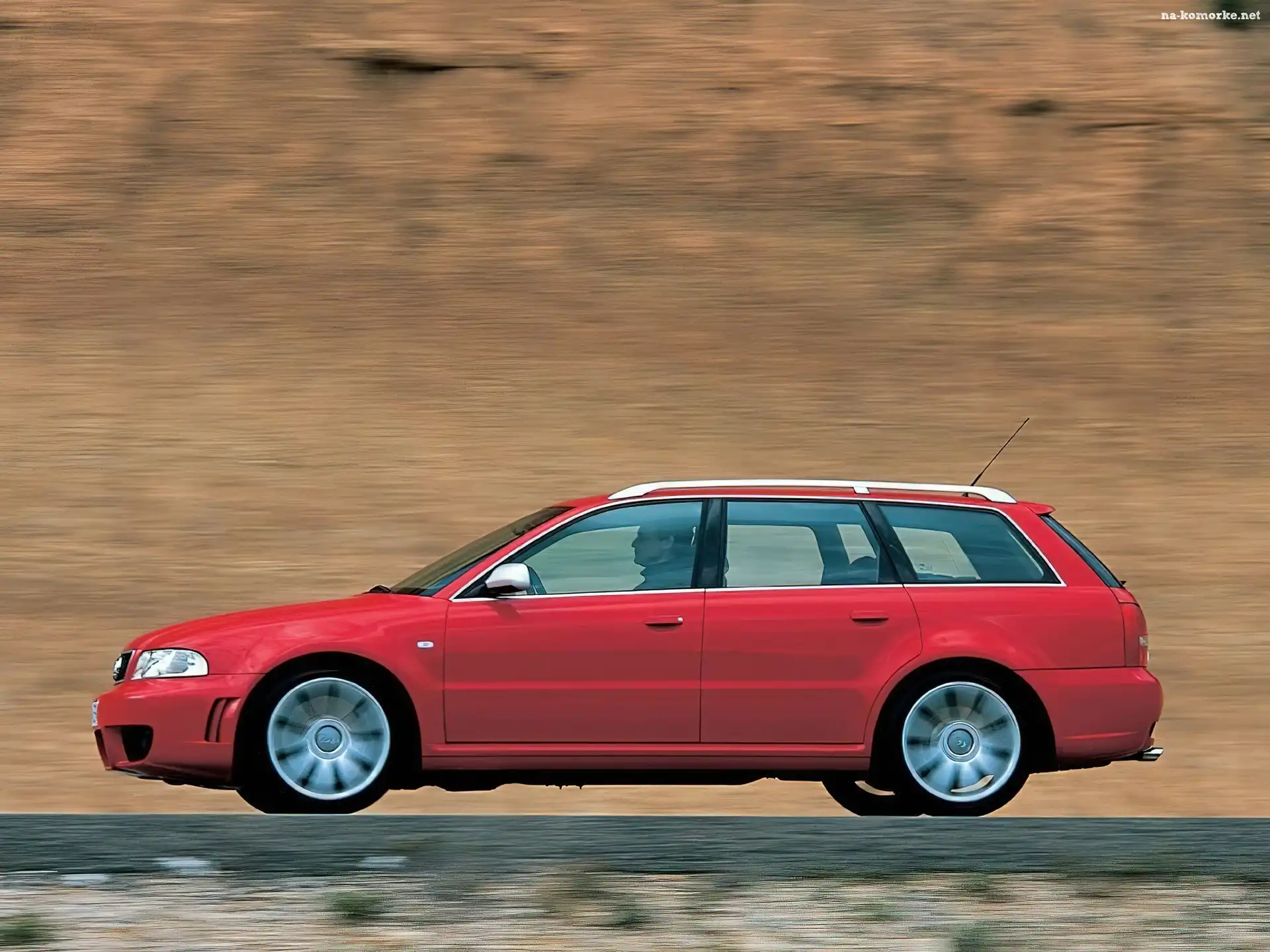 Czerwone, Audi RS4, Avant