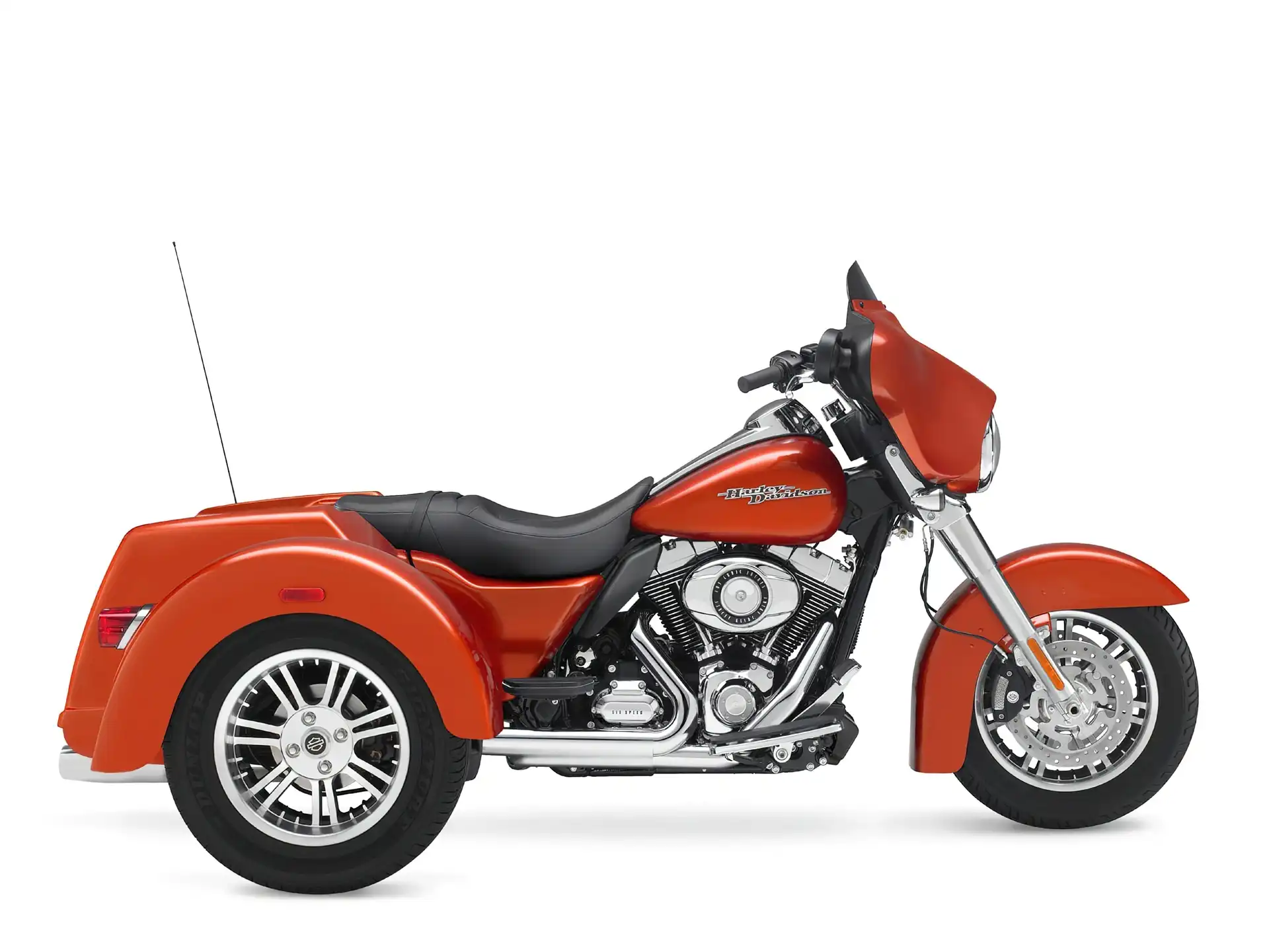 Harley Davidson Street Glide Trike, Nadkola, Antena