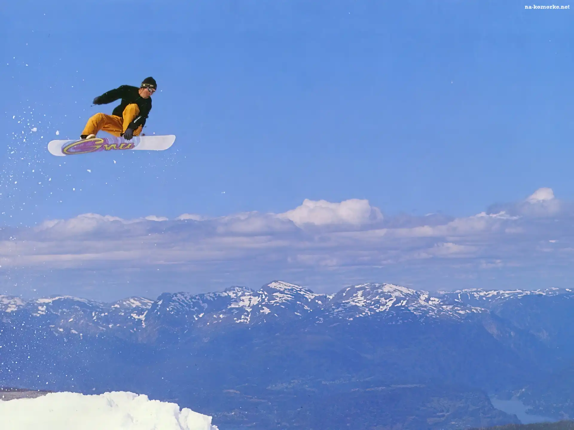 Snowbording, deska , snowboardzista