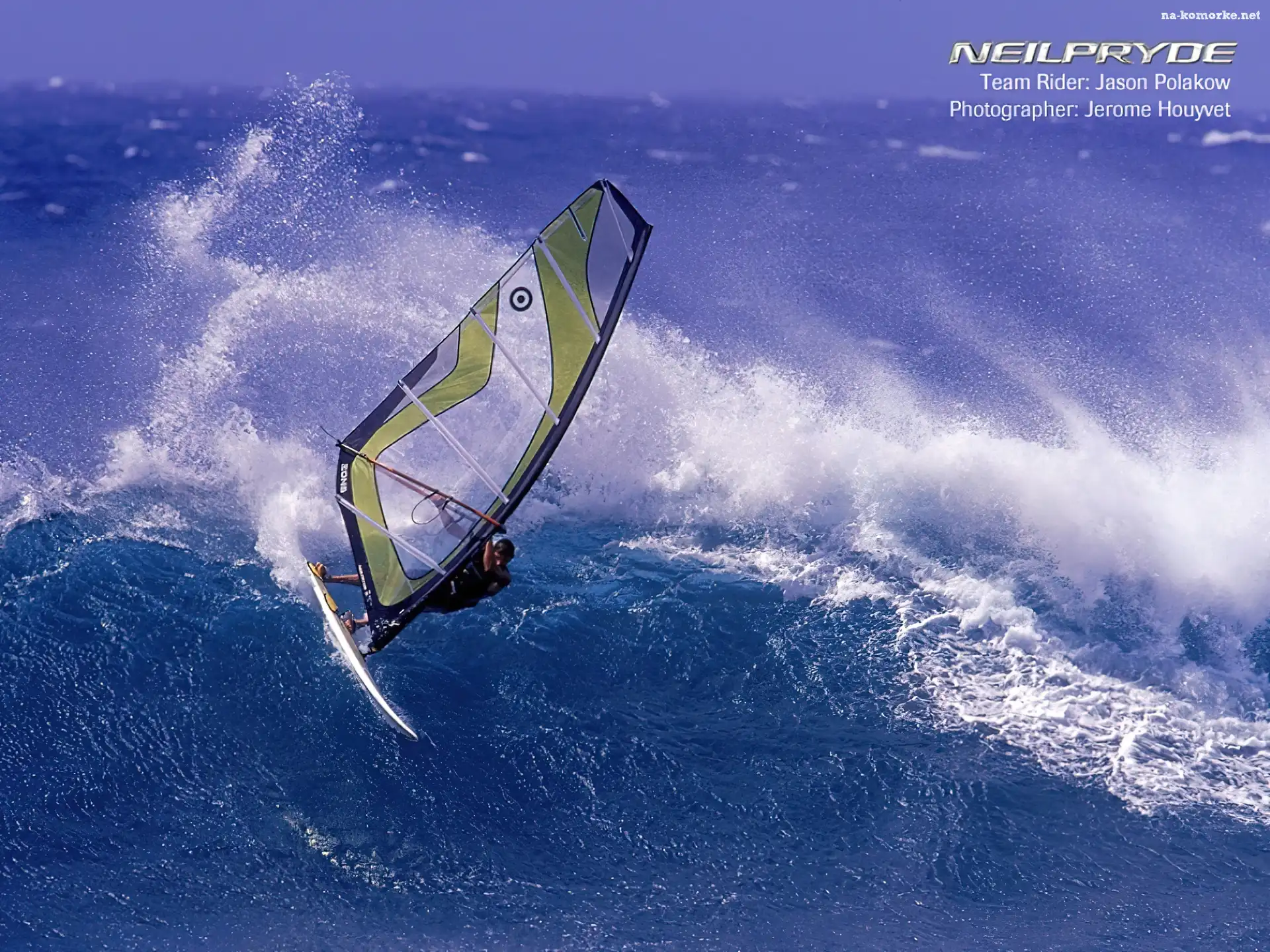 Windsurfing, Deska, Żagiel