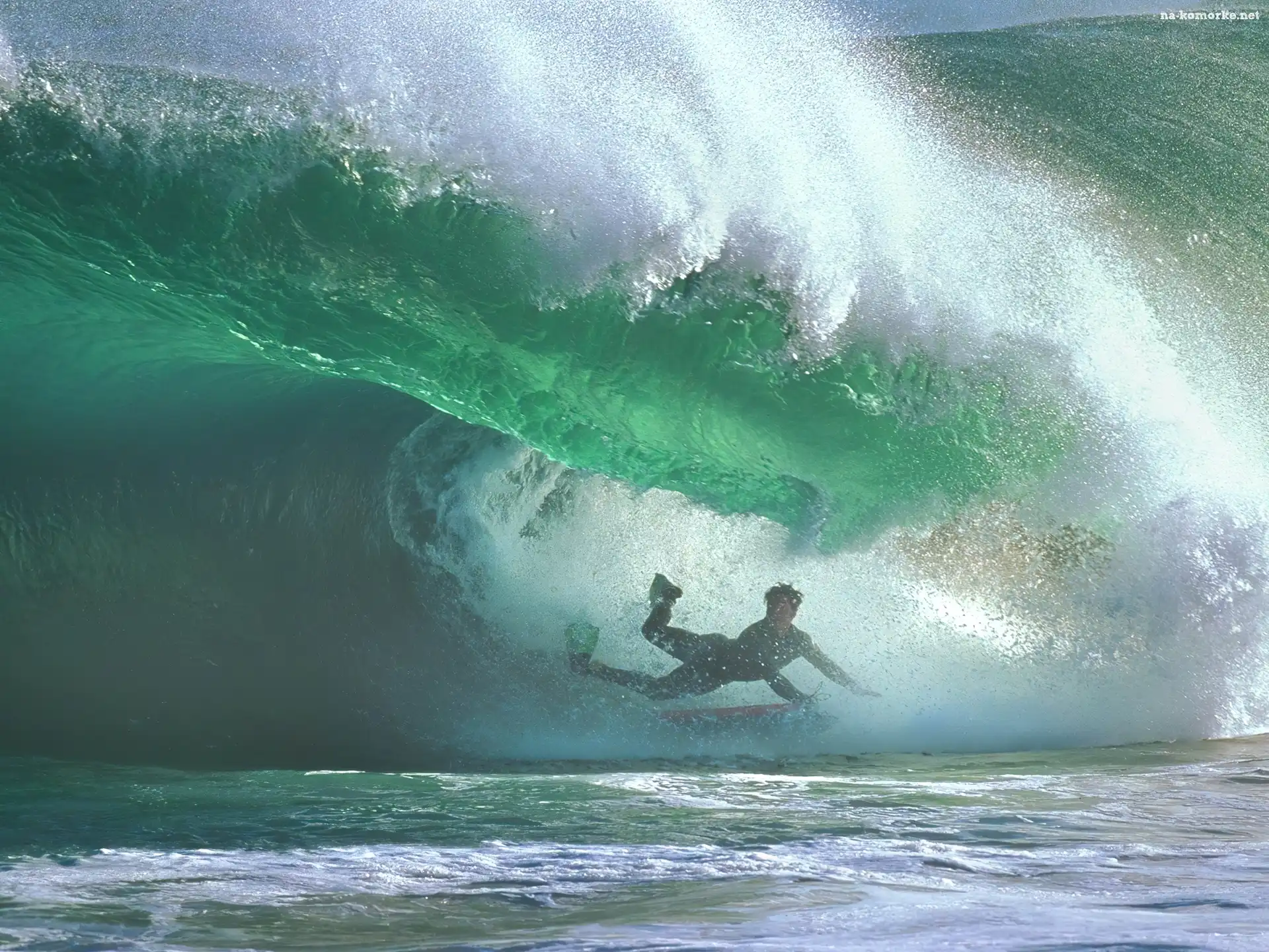 Windsurfing, deskamorze, fala